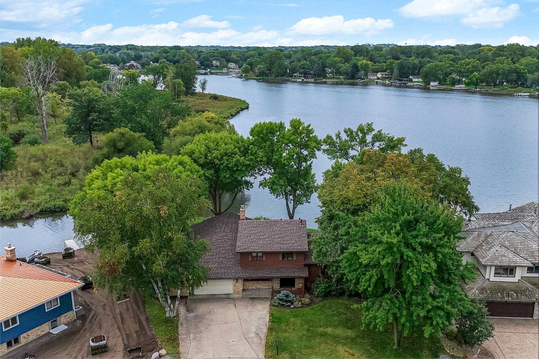 View of Residential at 2162 Lakebrook Drive, New Brighton MN 55112, New Brighton (47 of 58) - Mike Wilen | Minnesota Team Real Estate