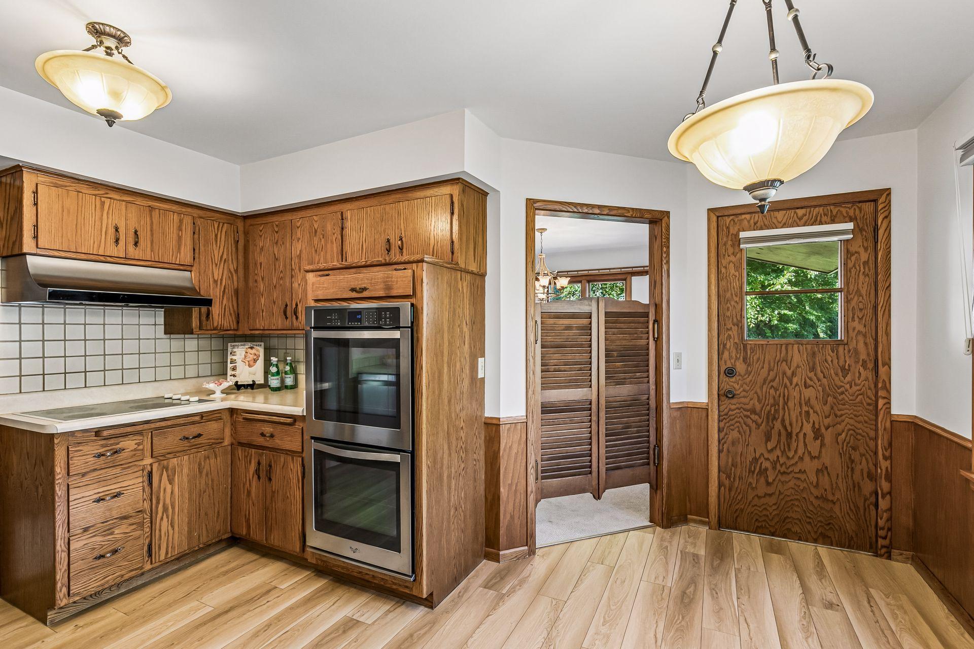 View of Residential at 2931 Cedar Knoll Court, Minnetonka MN 55305, Minnetonka (10 of 42) - Mike Wilen | Minnesota Team Real Estate