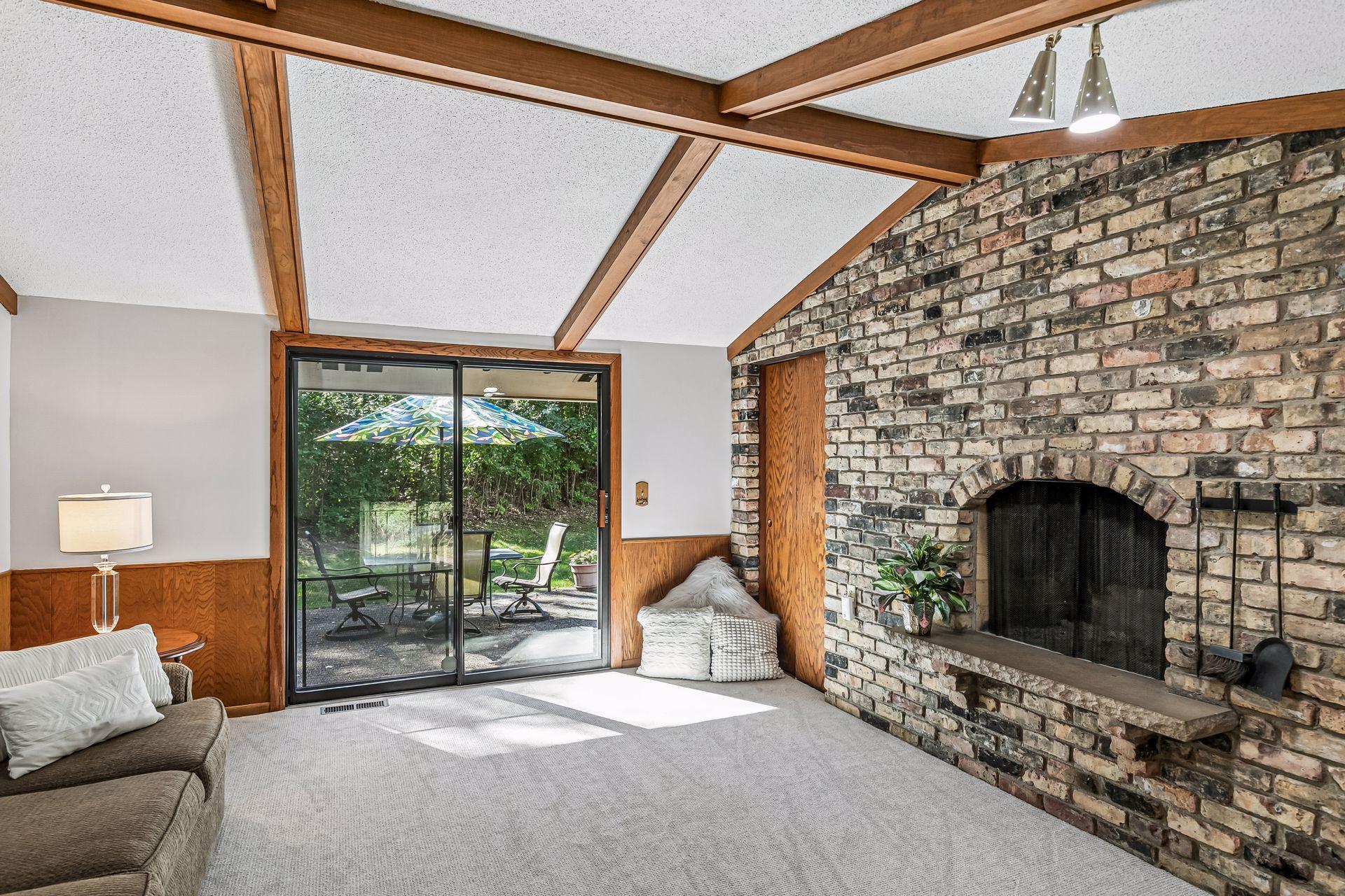 View of Residential at 2931 Cedar Knoll Court, Minnetonka MN 55305, Minnetonka (14 of 42) - Mike Wilen | Minnesota Team Real Estate