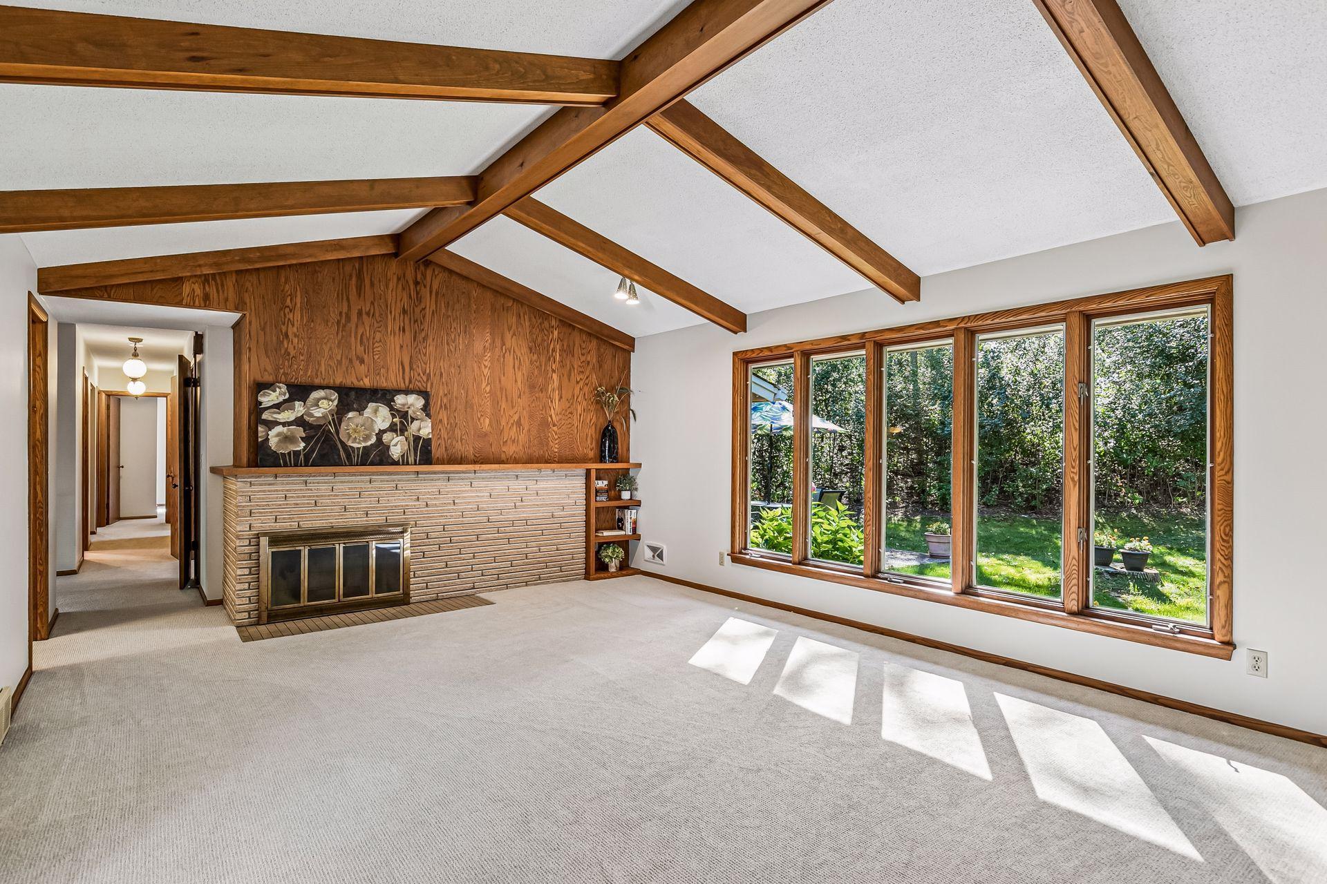 View of Residential at 2931 Cedar Knoll Court, Minnetonka MN 55305, Minnetonka (6 of 42) - Mike Wilen | Minnesota Team Real Estate