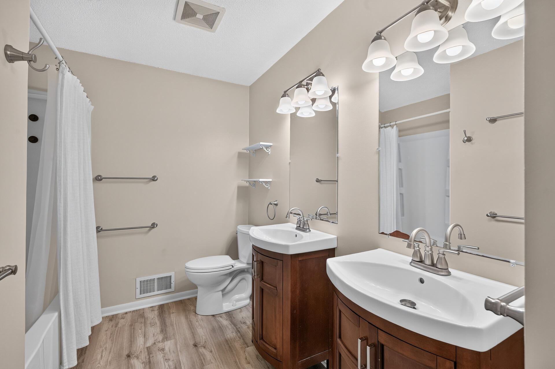 View of Residential at 4270 Victoria Street, Shoreview MN 55126, Shoreview (18 of 37) - Mike Wilen | Minnesota Team Real Estate