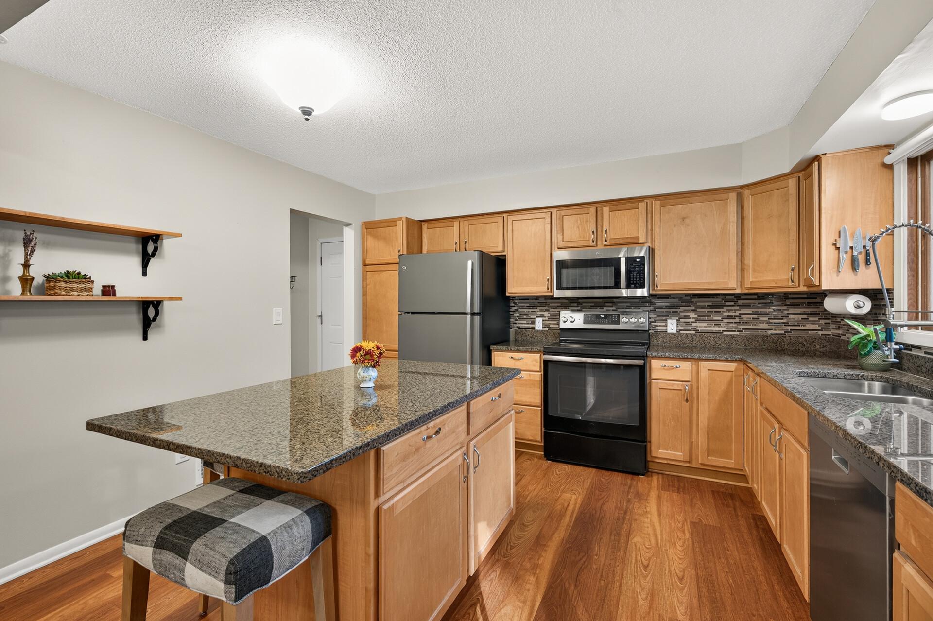 View of Residential at 4270 Victoria Street, Shoreview MN 55126, Shoreview (8 of 37) - Mike Wilen | Minnesota Team Real Estate