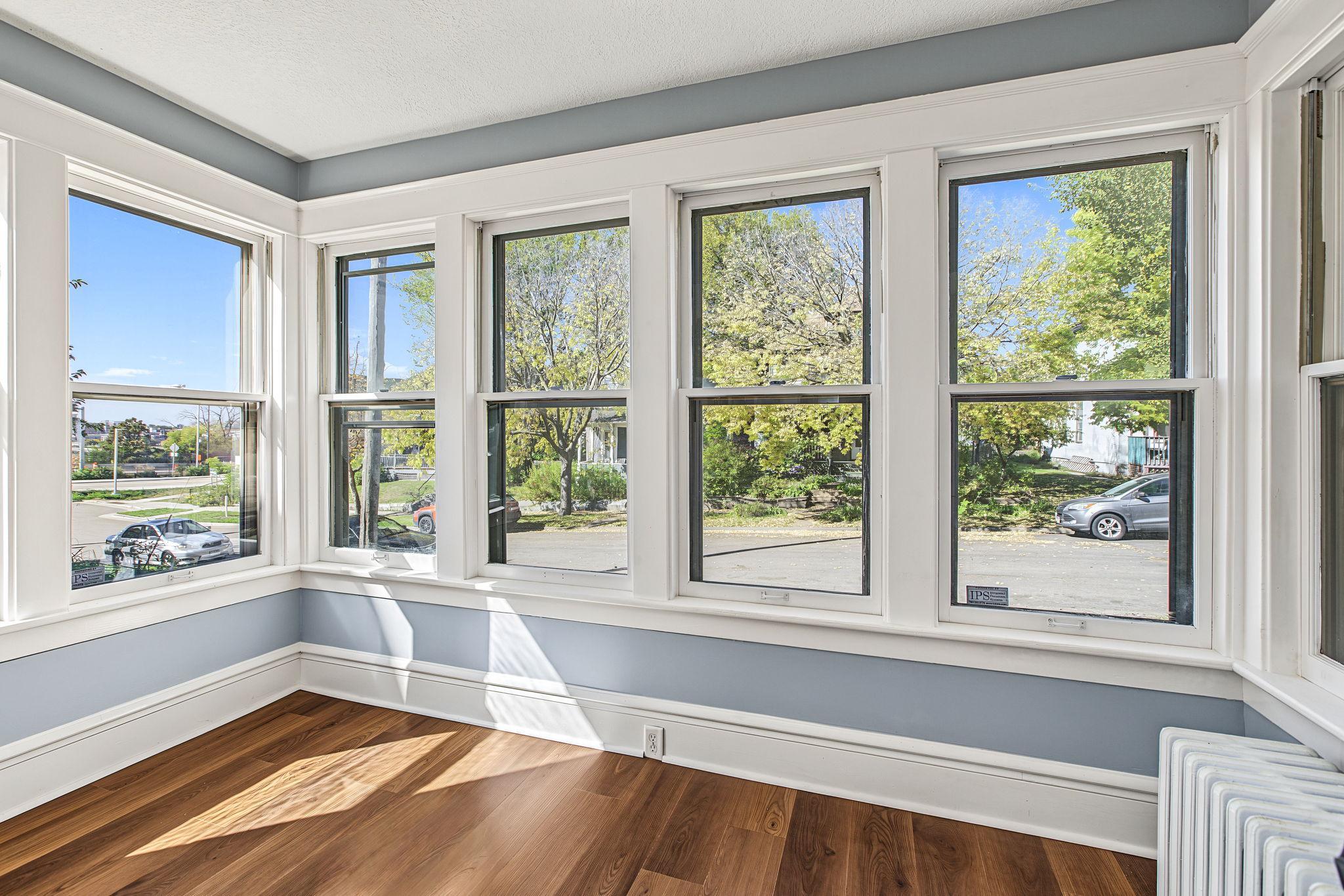 View of Residential Income at 670 Conway Street, Saint Paul MN 55106, Saint Paul (10 of 49) - Mike Wilen | Minnesota Team Real Estate
