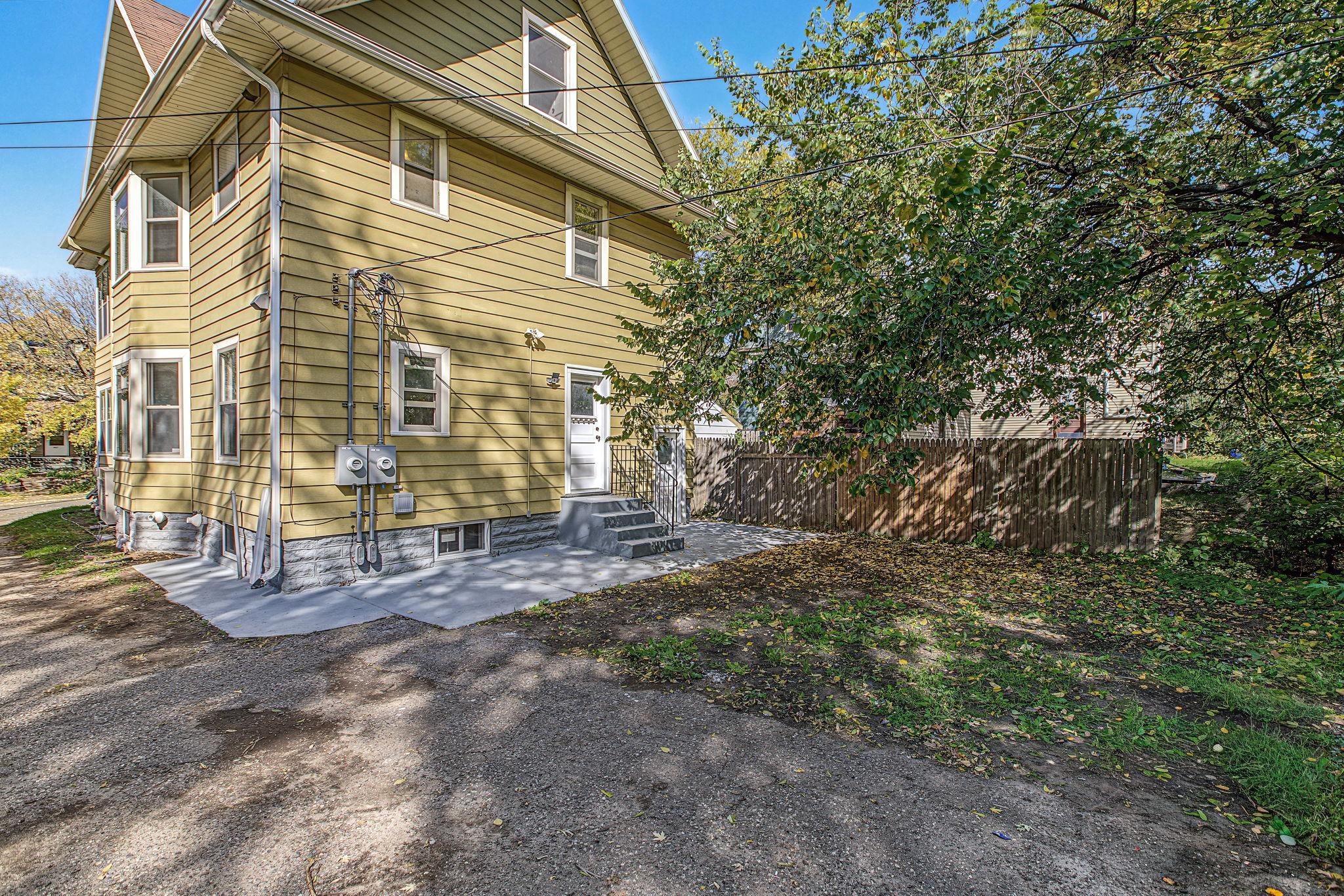 View of Residential Income at 670 Conway Street, Saint Paul MN 55106, Saint Paul (48 of 49) - Mike Wilen | Minnesota Team Real Estate