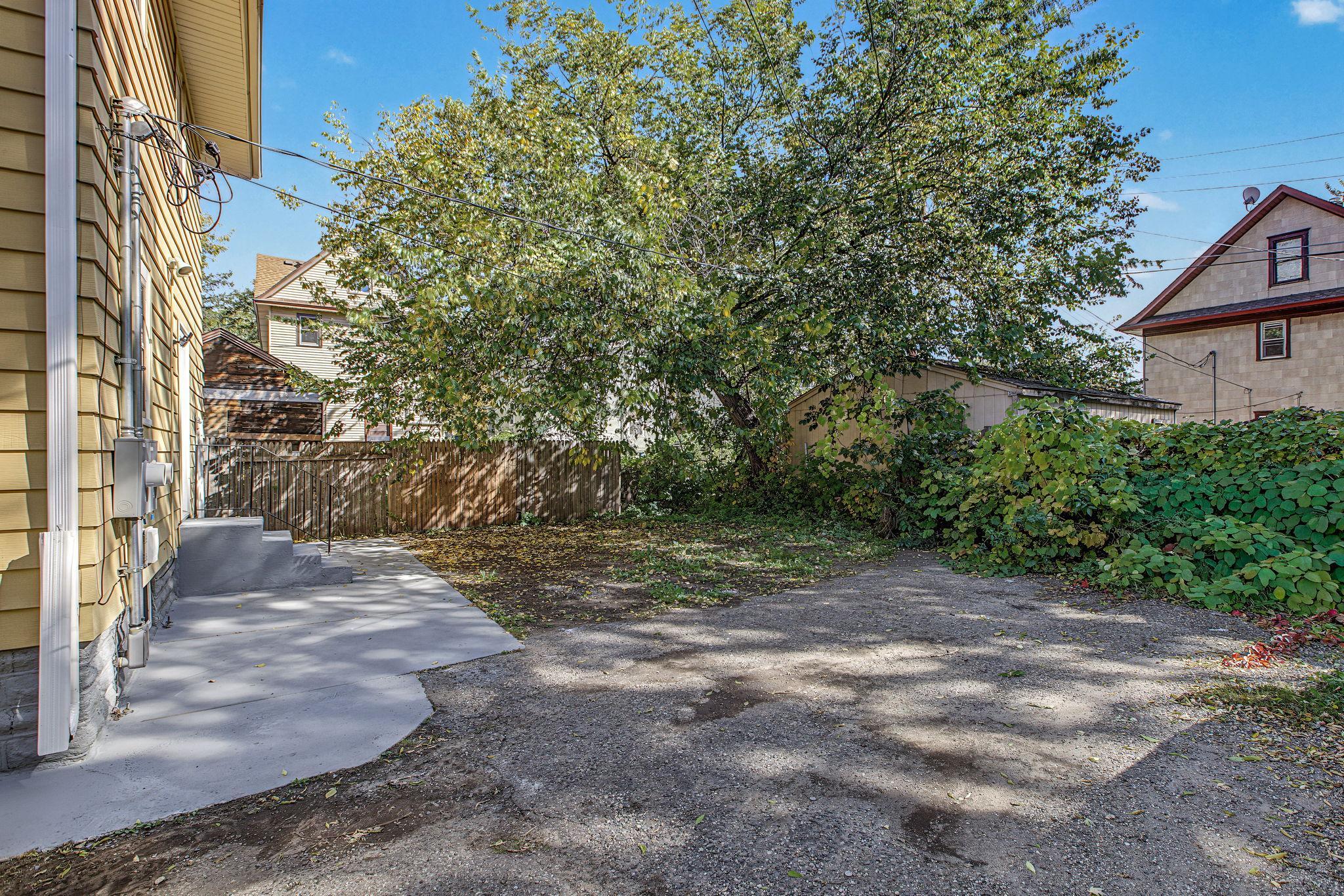 View of Residential Income at 670 Conway Street, Saint Paul MN 55106, Saint Paul (46 of 49) - Mike Wilen | Minnesota Team Real Estate