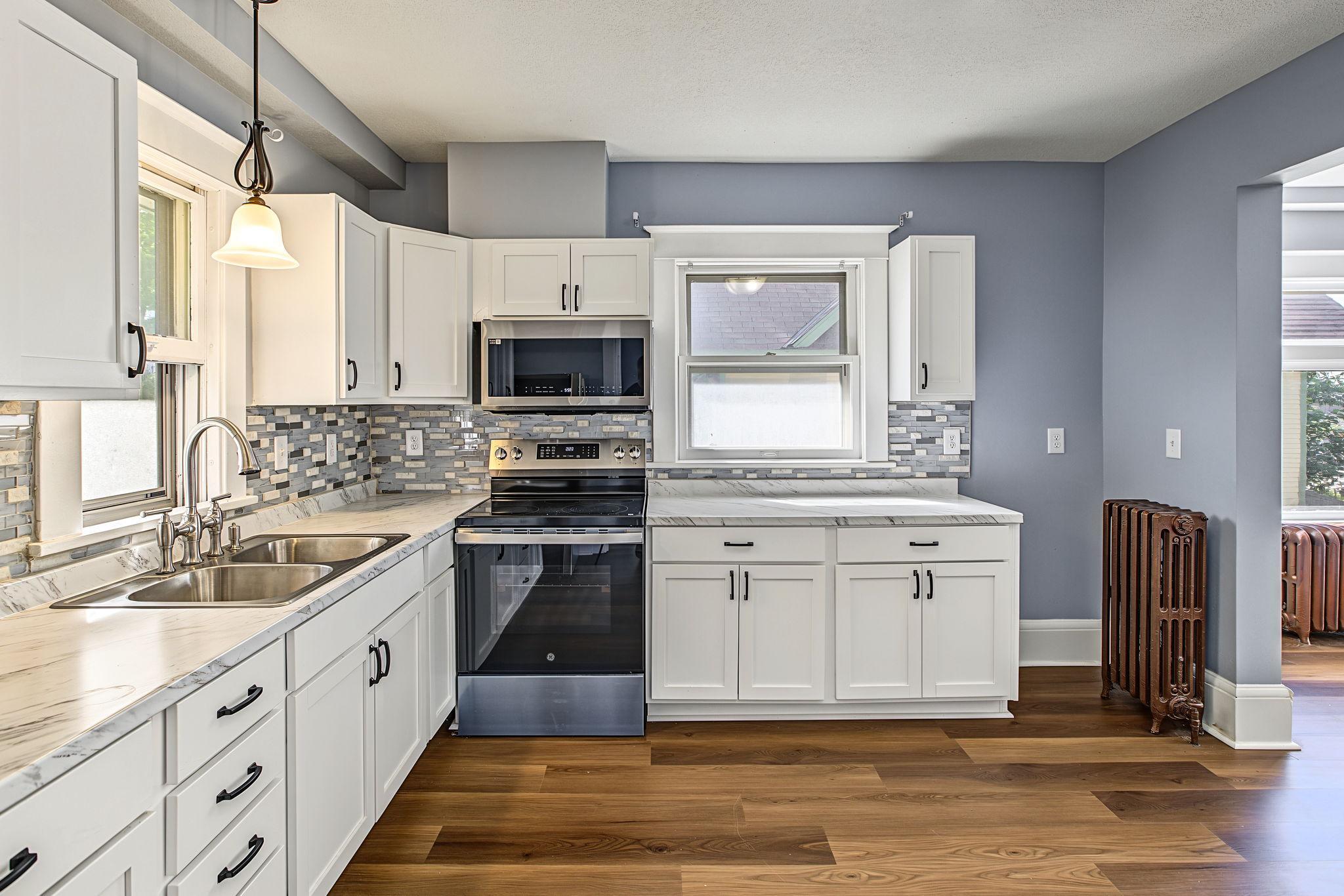 View of Residential Income at 670 Conway Street, Saint Paul MN 55106, Saint Paul (37 of 49) - Mike Wilen | Minnesota Team Real Estate