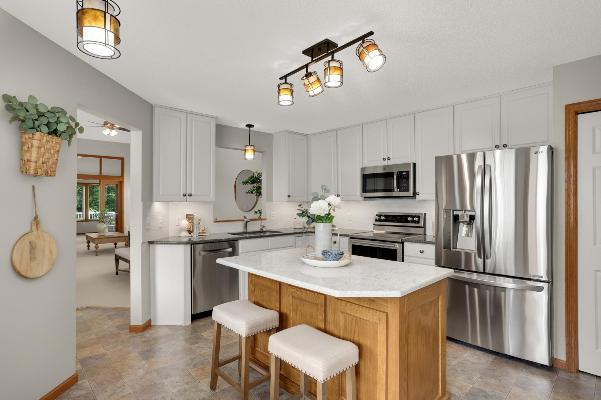 View of Residential at 18677 Kalmar Trail, Lakeville MN 55044, Lakeville (6 of 26) - Mike Wilen | Minnesota Team Real Estate
