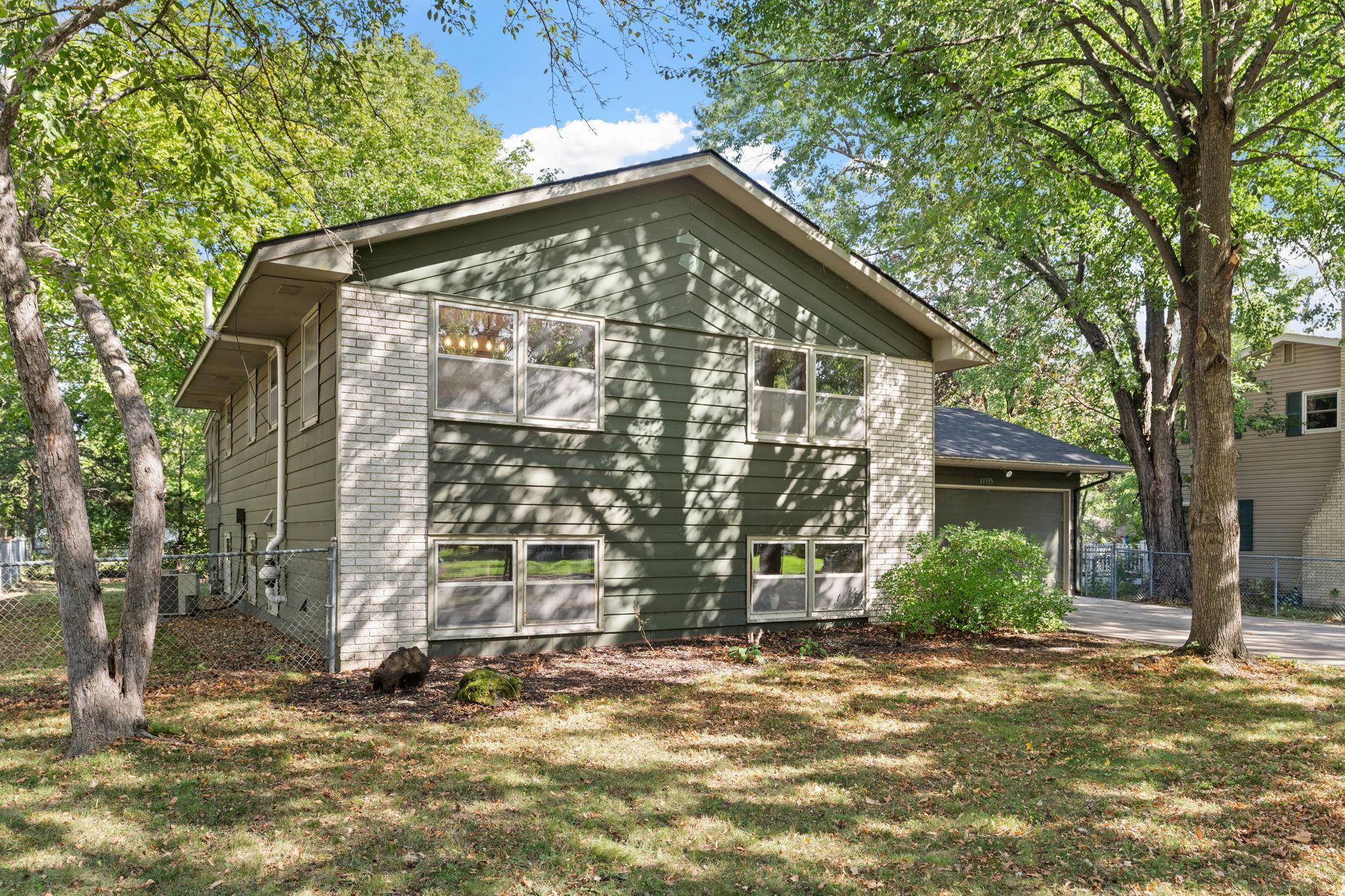 View of Residential at 11535 9th Avenue, Coon Rapids MN 55433, Coon Rapids (6 of 36) - Mike Wilen | Minnesota Team Real Estate