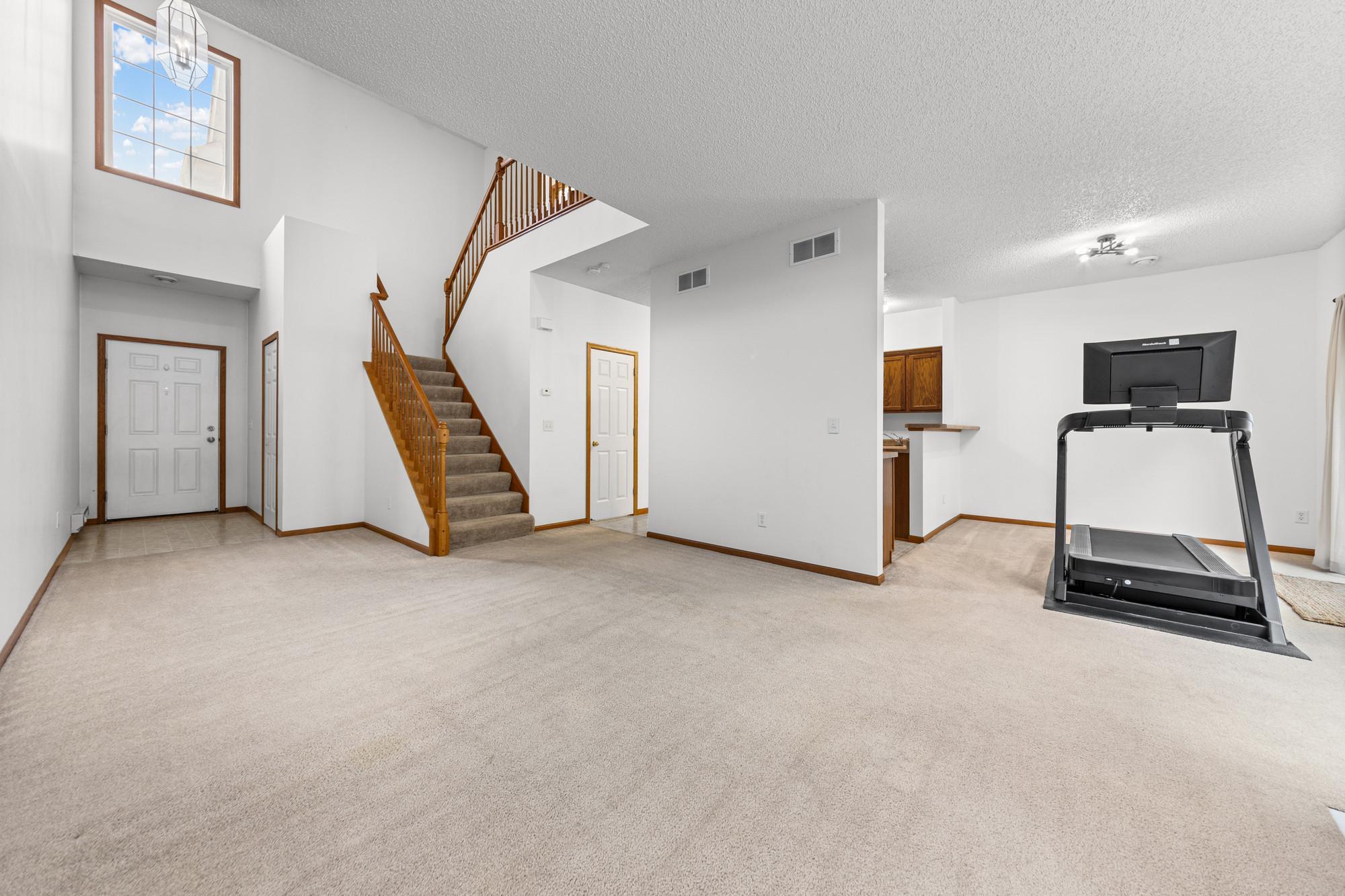 View of Residential at 7623 Elm Grove Avenue, New Hope MN 55428, New Hope (9 of 36) - Mike Wilen | Minnesota Team Real Estate