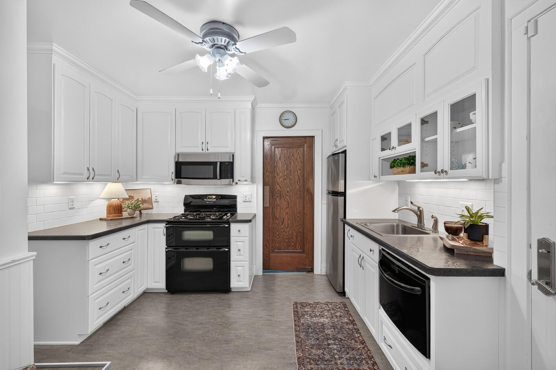 View of Residential at 3956 Quail Avenue, Robbinsdale MN 55422, Robbinsdale (24 of 35) - Mike Wilen | Minnesota Team Real Estate