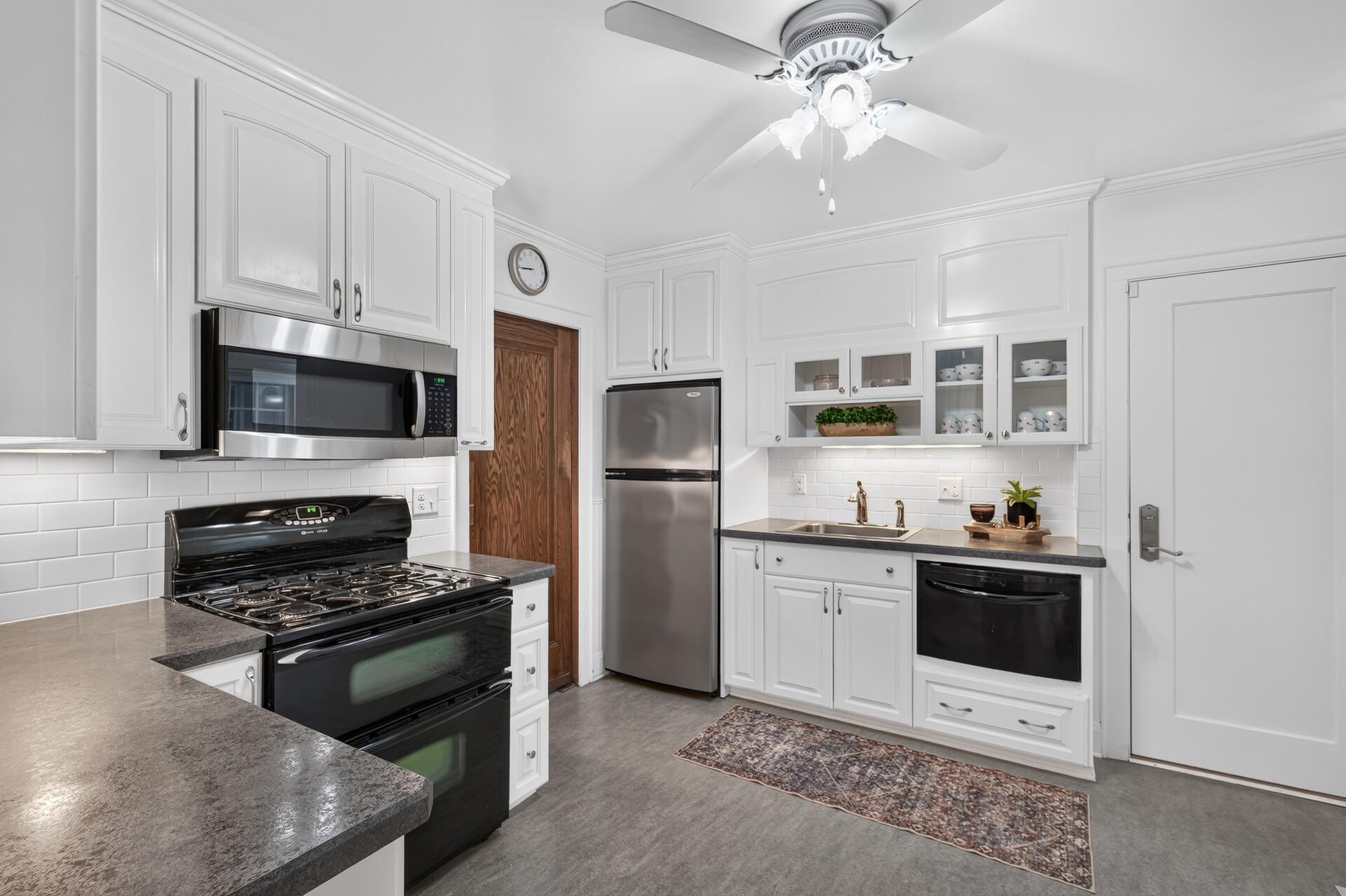 View of Residential at 3956 Quail Avenue, Robbinsdale MN 55422, Robbinsdale (22 of 35) - Mike Wilen | Minnesota Team Real Estate