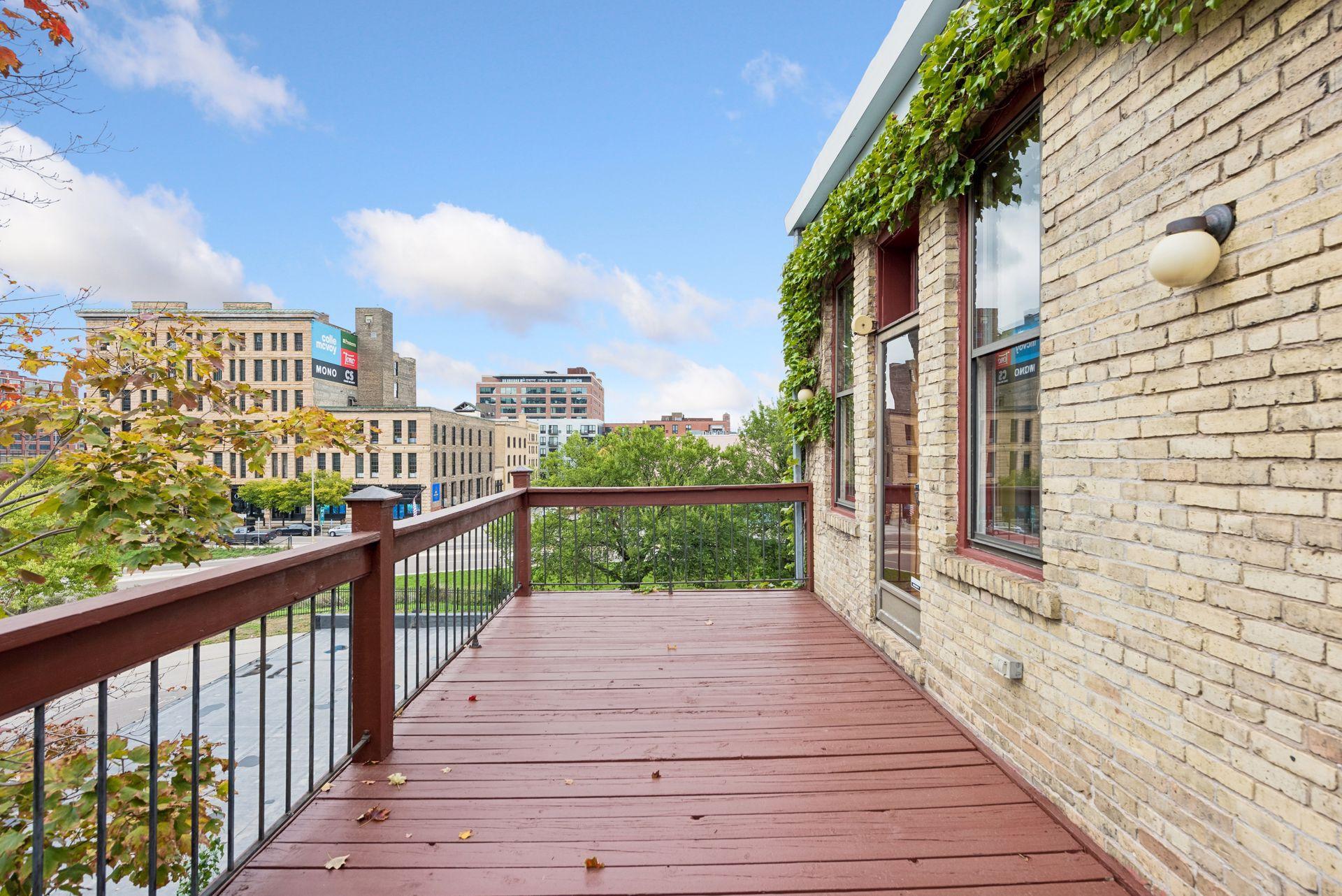 View of Commercial Sale at 213 1/2 Washington Avenue, Minneapolis MN 55401, Minneapolis (29 of 33) - Mike Wilen | Minnesota Team Real Estate