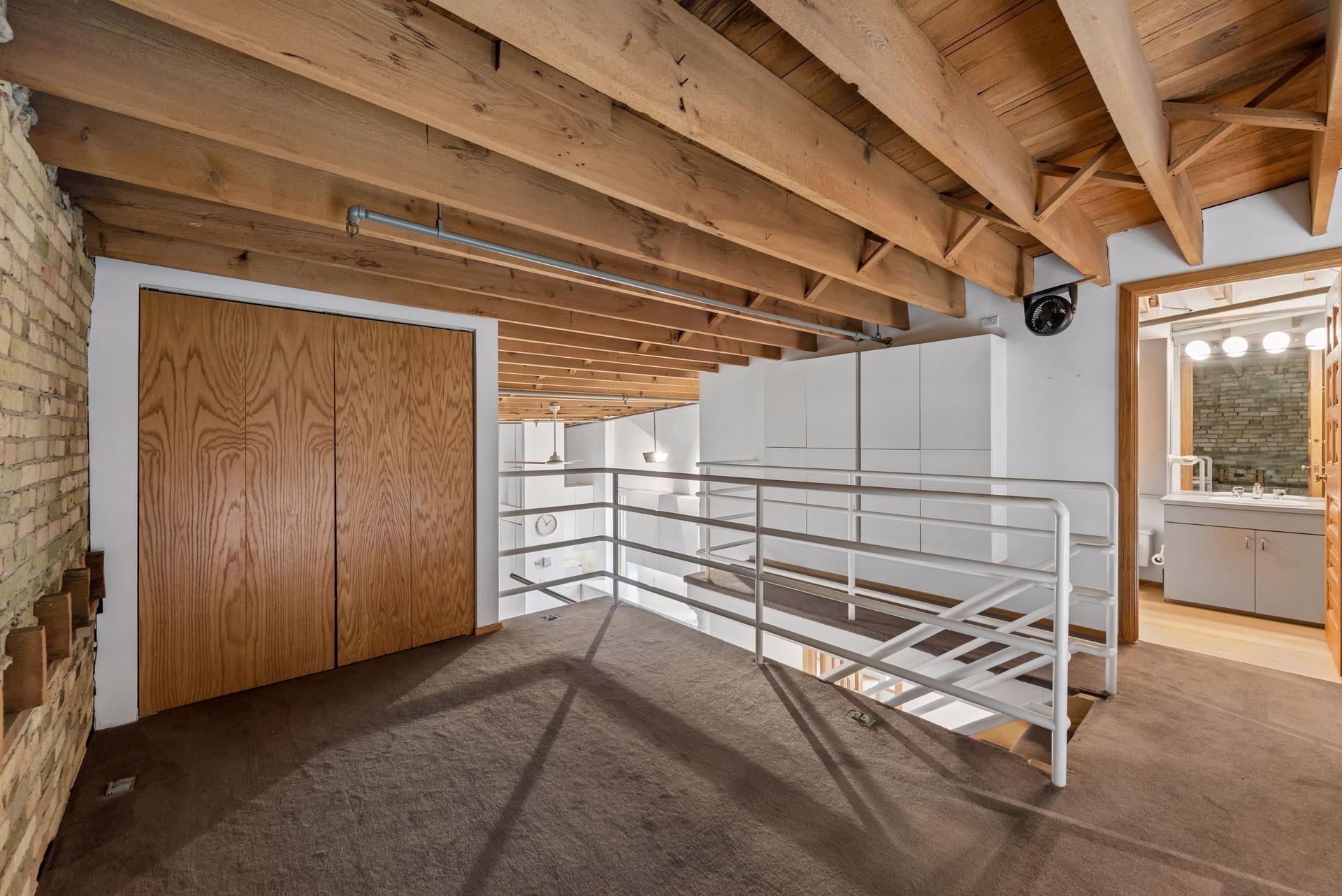 View of Commercial Sale at 213 1/2 Washington Avenue, Minneapolis MN 55401, Minneapolis (25 of 33) - Mike Wilen | Minnesota Team Real Estate