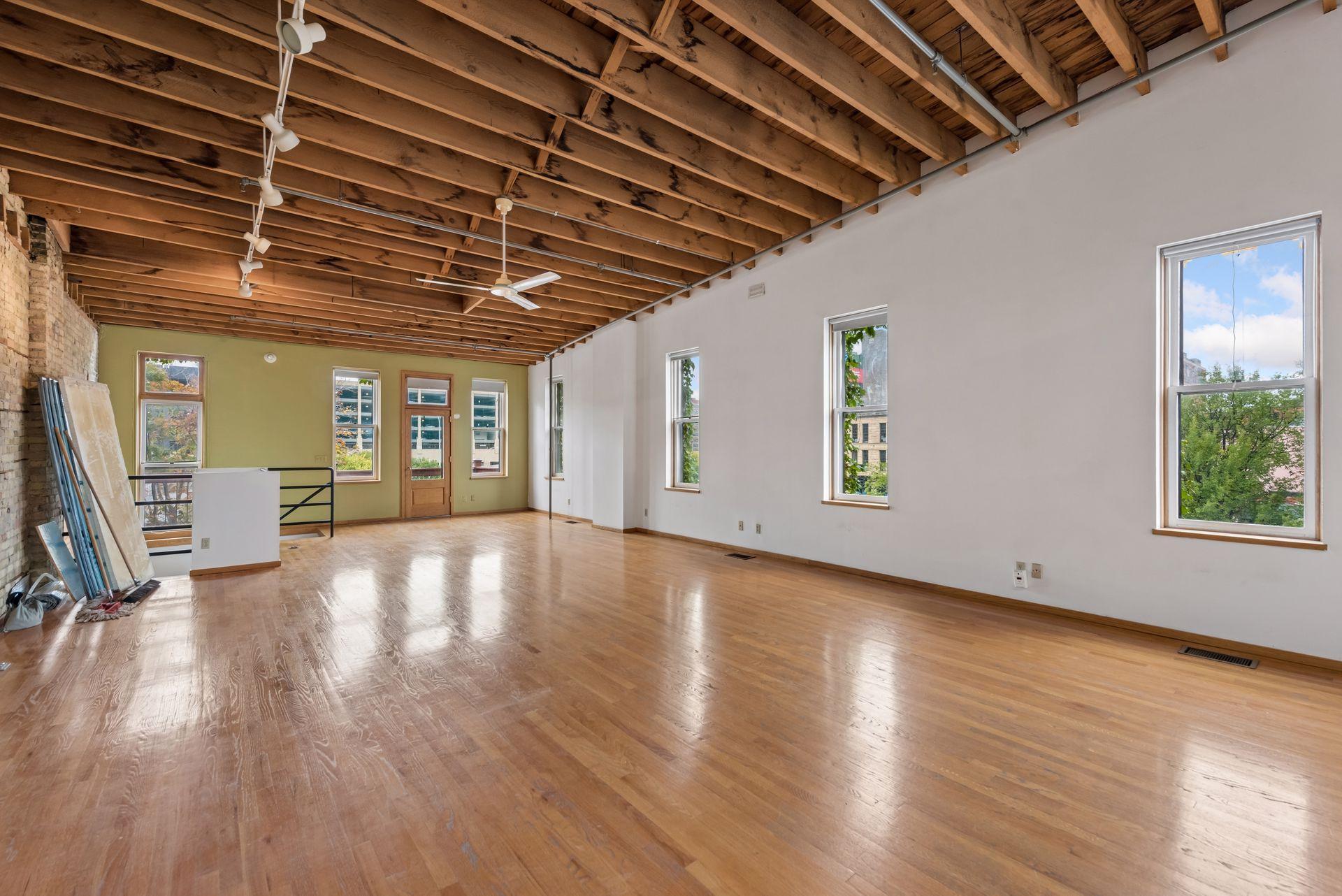 View of Commercial Sale at 213 1/2 Washington Avenue, Minneapolis MN 55401, Minneapolis (16 of 33) - Mike Wilen | Minnesota Team Real Estate