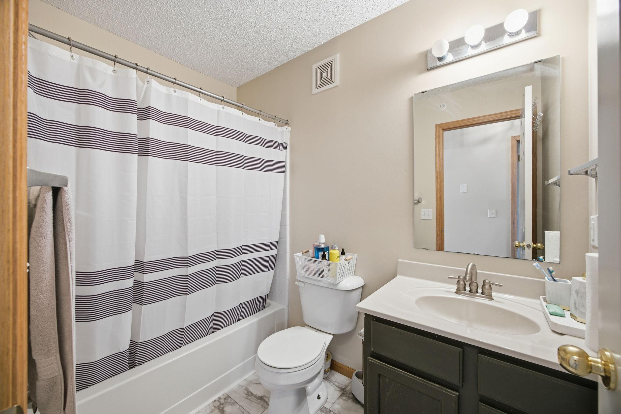 View of Residential at 3721 Hazel Trail #C, Woodbury MN 55129, Woodbury (16 of 23) - Mike Wilen | Minnesota Team Real Estate