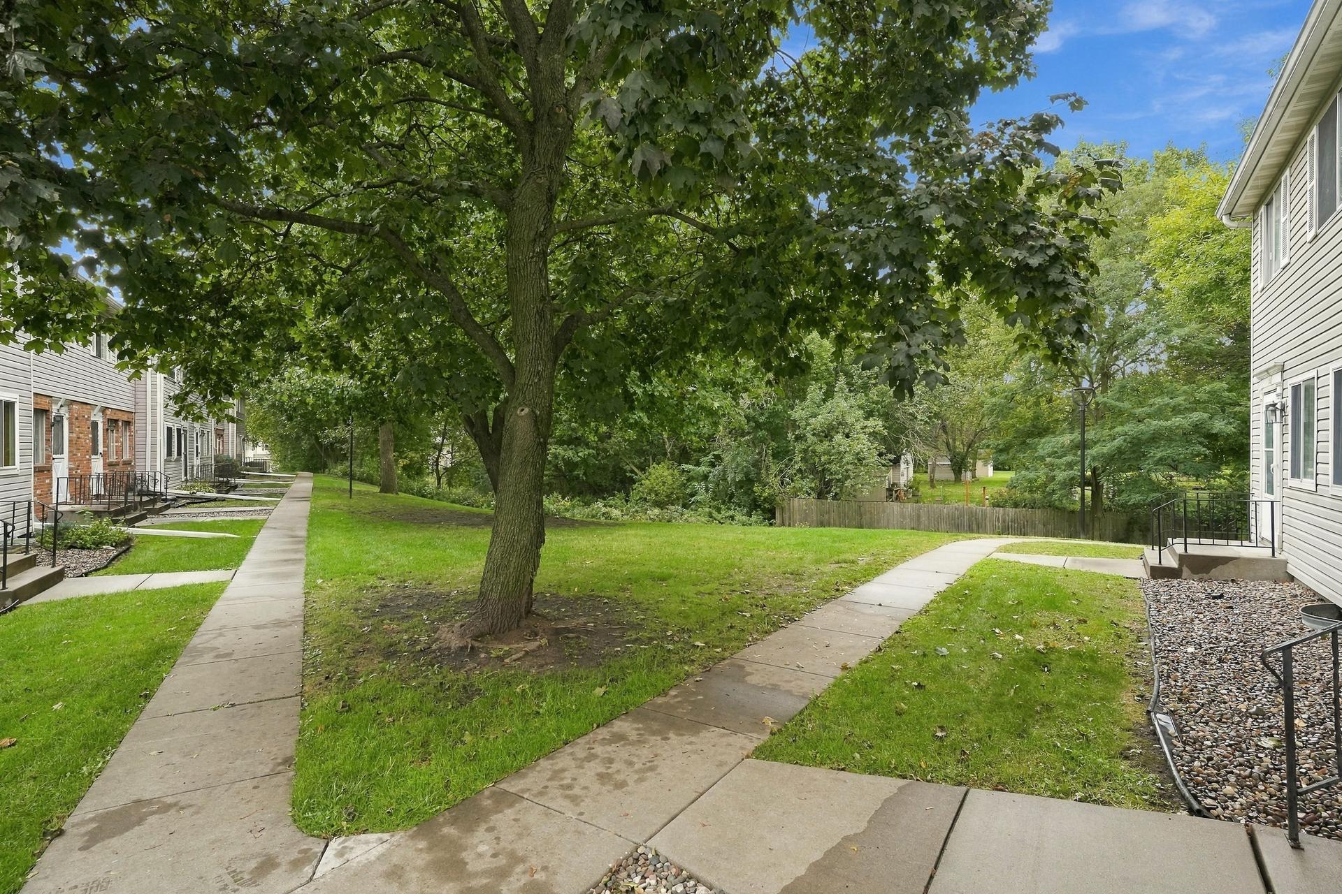 View of Residential at 1496 Goodwin Avenue, Oakdale MN 55128, Oakdale (4 of 33) - Mike Wilen | Minnesota Team Real Estate