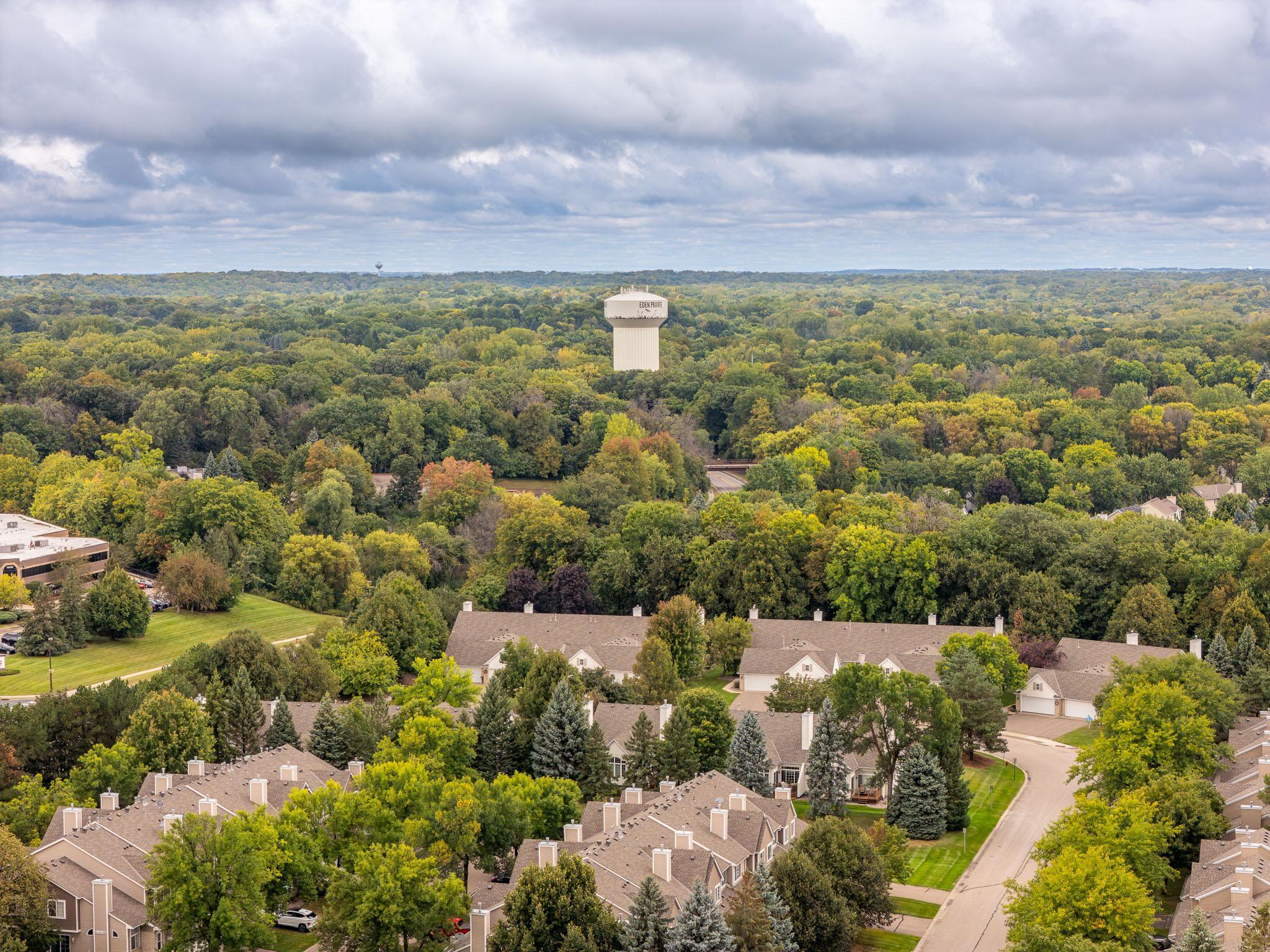 View of Residential at 18126 Settlers Way, Eden Prairie MN 55347, Eden Prairie (28 of 32) - Mike Wilen | Minnesota Team Real Estate