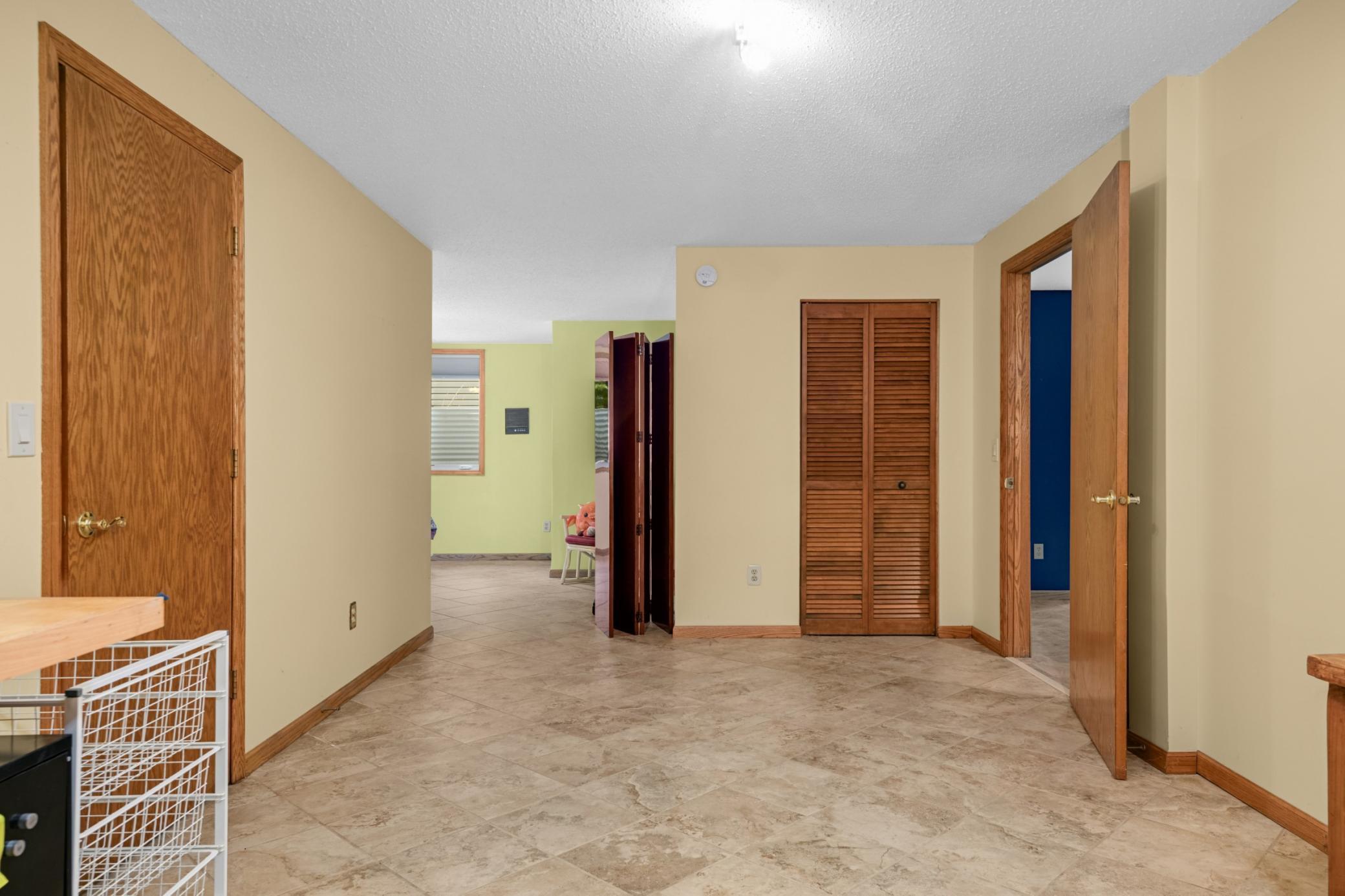 View of Residential at 1797 Eldridge Avenue, Roseville MN 55113, Roseville (28 of 41) - Mike Wilen | Minnesota Team Real Estate