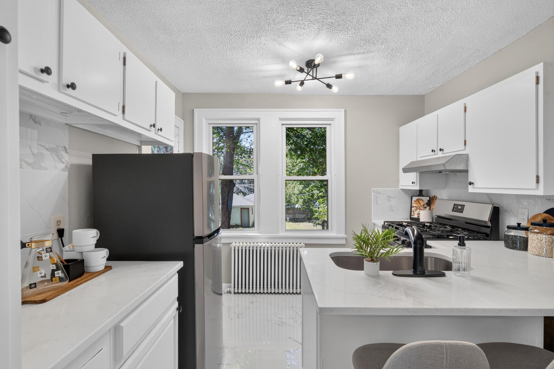 View of Residential Income at 2742 Taylor Street, Minneapolis MN 55418, Minneapolis (12 of 35) - Mike Wilen | Minnesota Team Real Estate