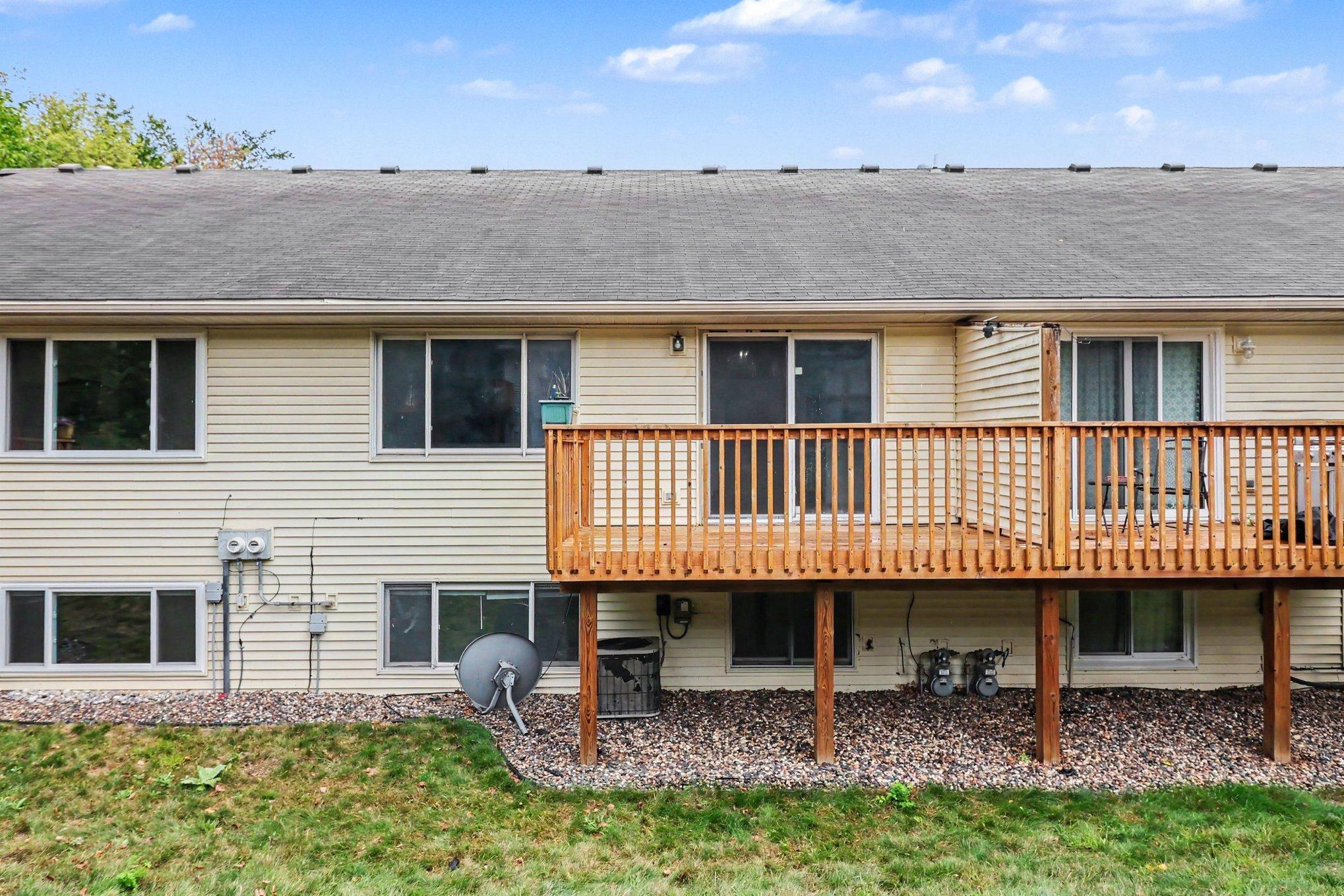 View of Residential at 2053 Edgerton Street, Maplewood MN 55117, Maplewood (23 of 25) - Mike Wilen | Minnesota Team Real Estate
