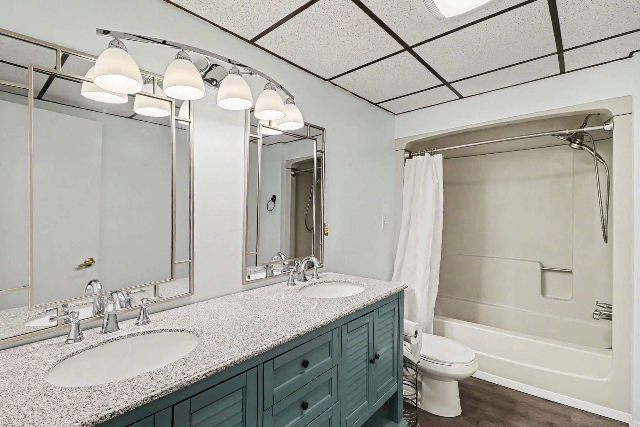 View of Residential at 2053 Edgerton Street, Maplewood MN 55117, Maplewood (18 of 25) - Mike Wilen | Minnesota Team Real Estate