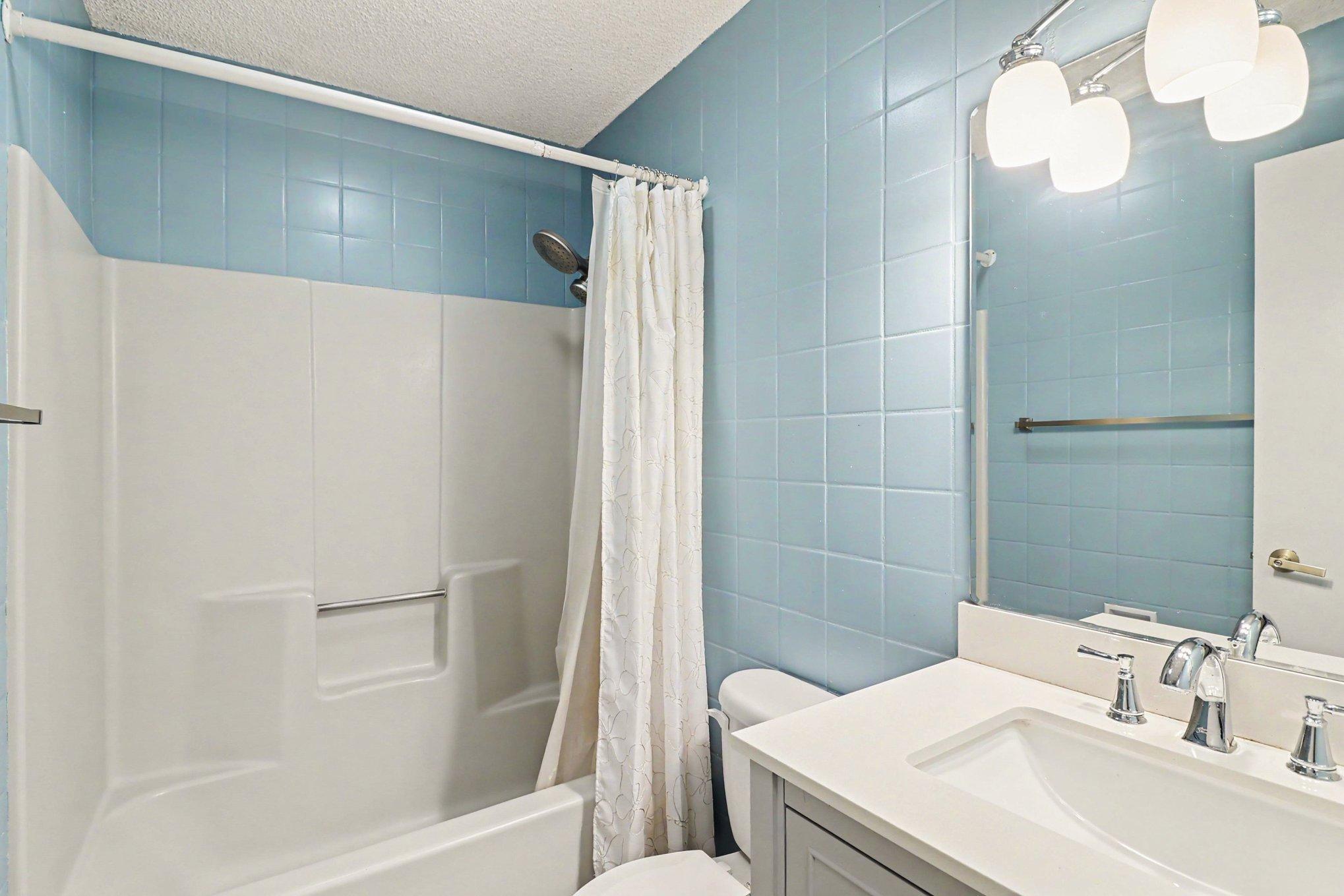 View of Residential at 2053 Edgerton Street, Maplewood MN 55117, Maplewood (8 of 25) - Mike Wilen | Minnesota Team Real Estate