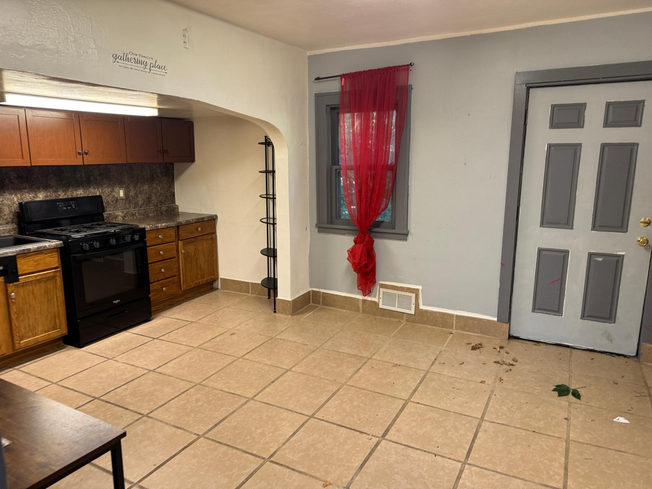 View of Residential at 849 Woodbridge Street, Saint Paul MN 55117, Saint Paul (20 of 31) - Mike Wilen | Minnesota Team Real Estate