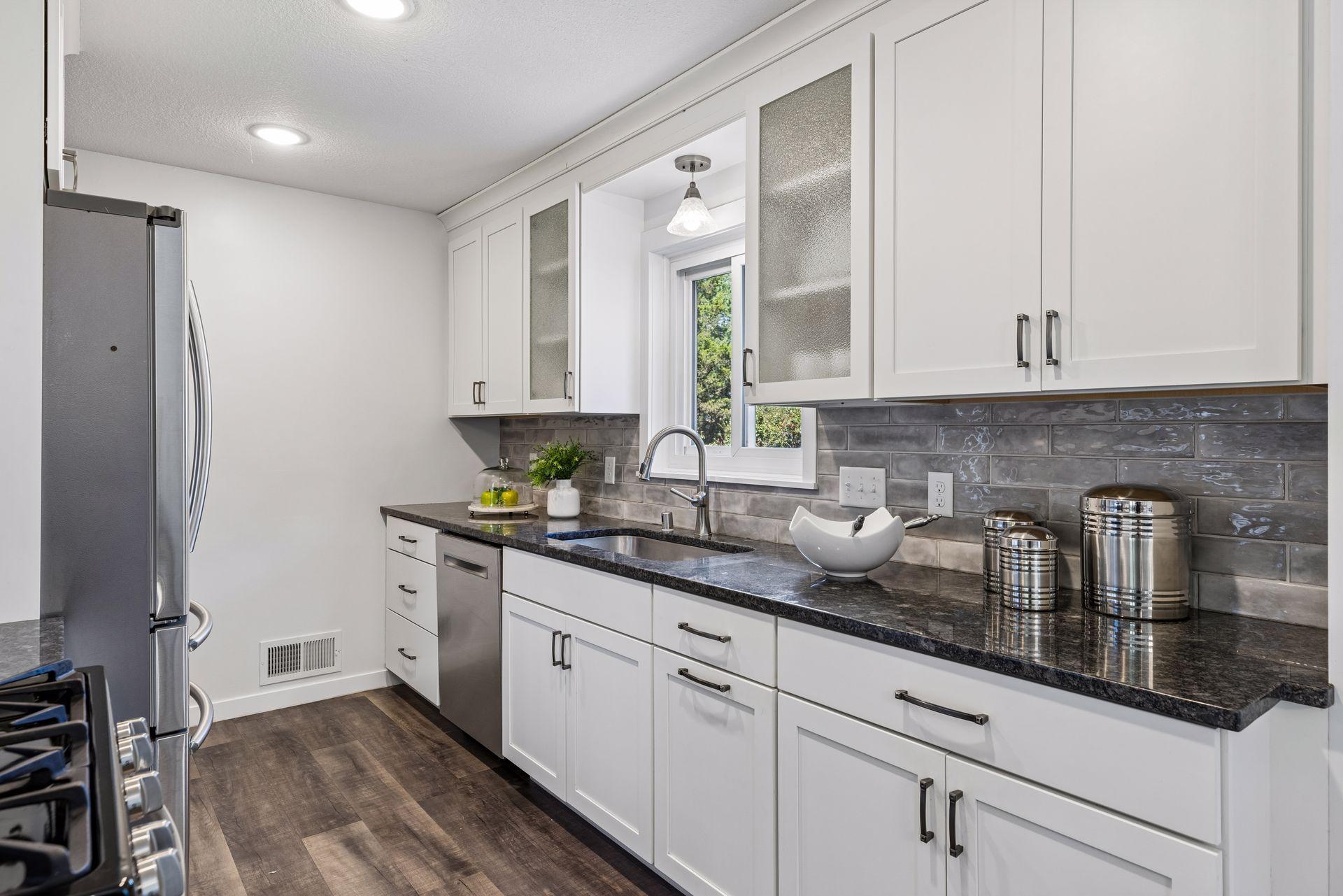 View of Residential at 2301 Flag Avenue, Saint Louis Park MN 55426, Saint Louis Park (7 of 24) - Mike Wilen | Minnesota Team Real Estate