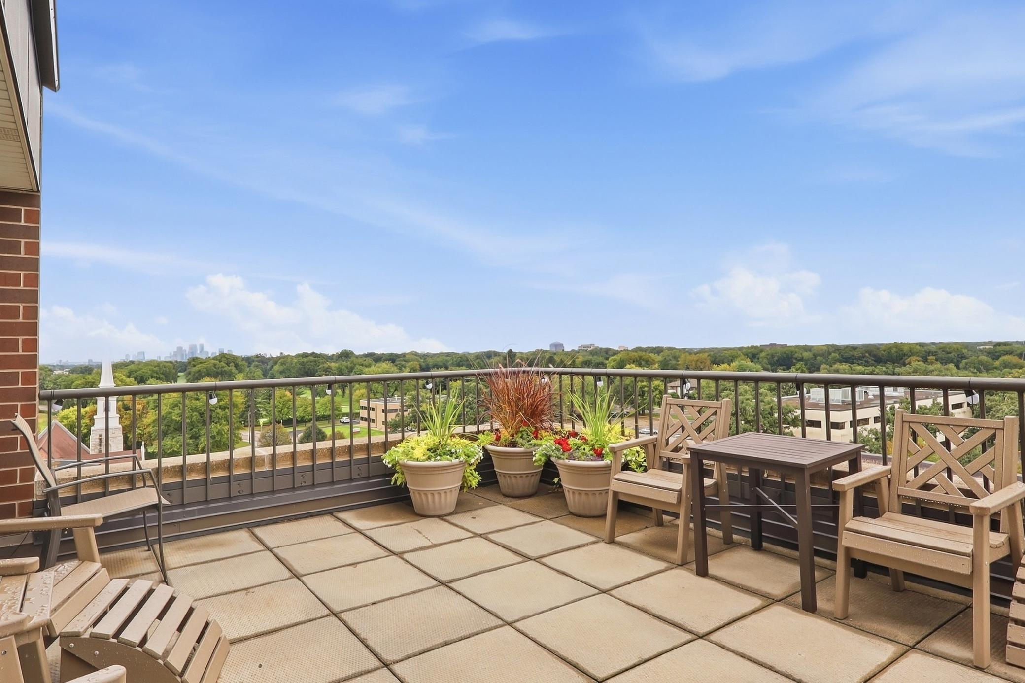 View of Residential at 7600 Golden Valley Road #316, Golden Valley MN 55427, Golden Valley (21 of 25) - Mike Wilen | Minnesota Team Real Estate