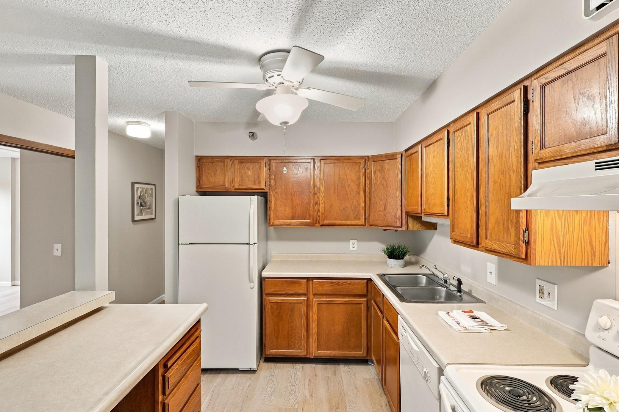 View of Residential at 7600 Golden Valley Road #316, Golden Valley MN 55427, Golden Valley (3 of 25) - Mike Wilen | Minnesota Team Real Estate