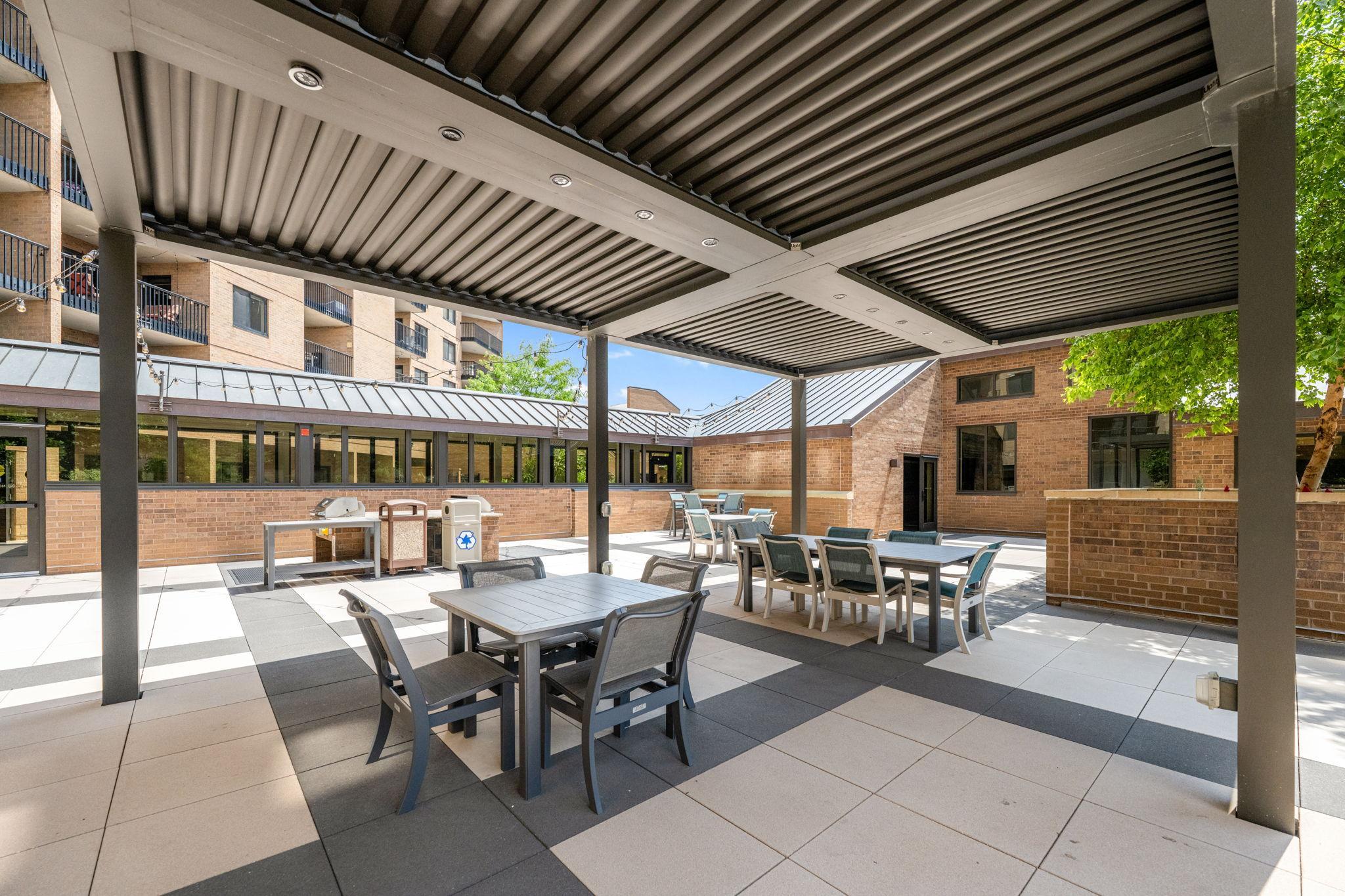 View of Residential at 110 1st Avenue #F704, Minneapolis MN 55413, Minneapolis (53 of 69) - Mike Wilen | Minnesota Team Real Estate