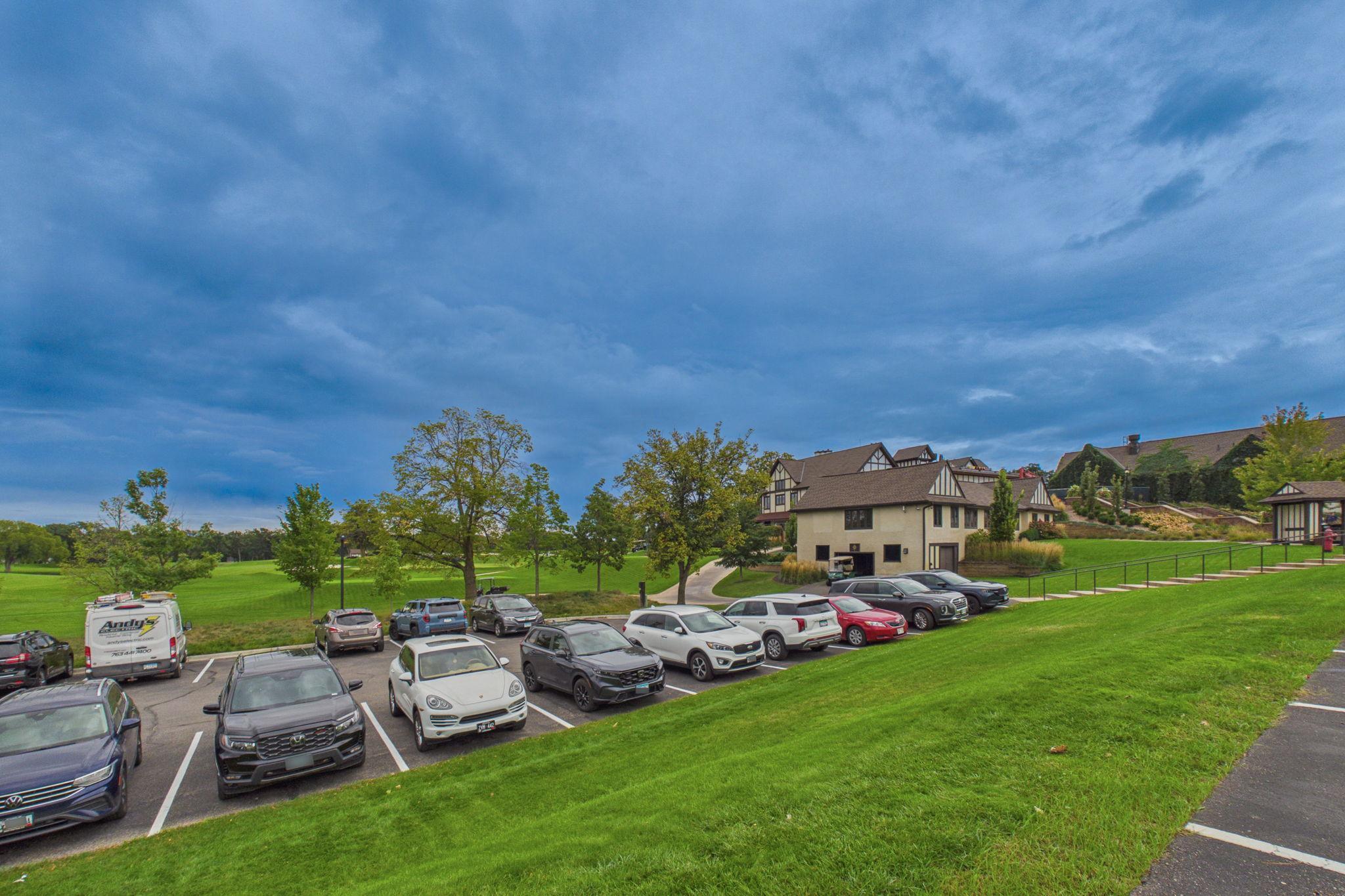 View of Residential at 6005 Eden Prairie Road #210, Edina MN 55436, Edina (23 of 25) - Mike Wilen | Minnesota Team Real Estate