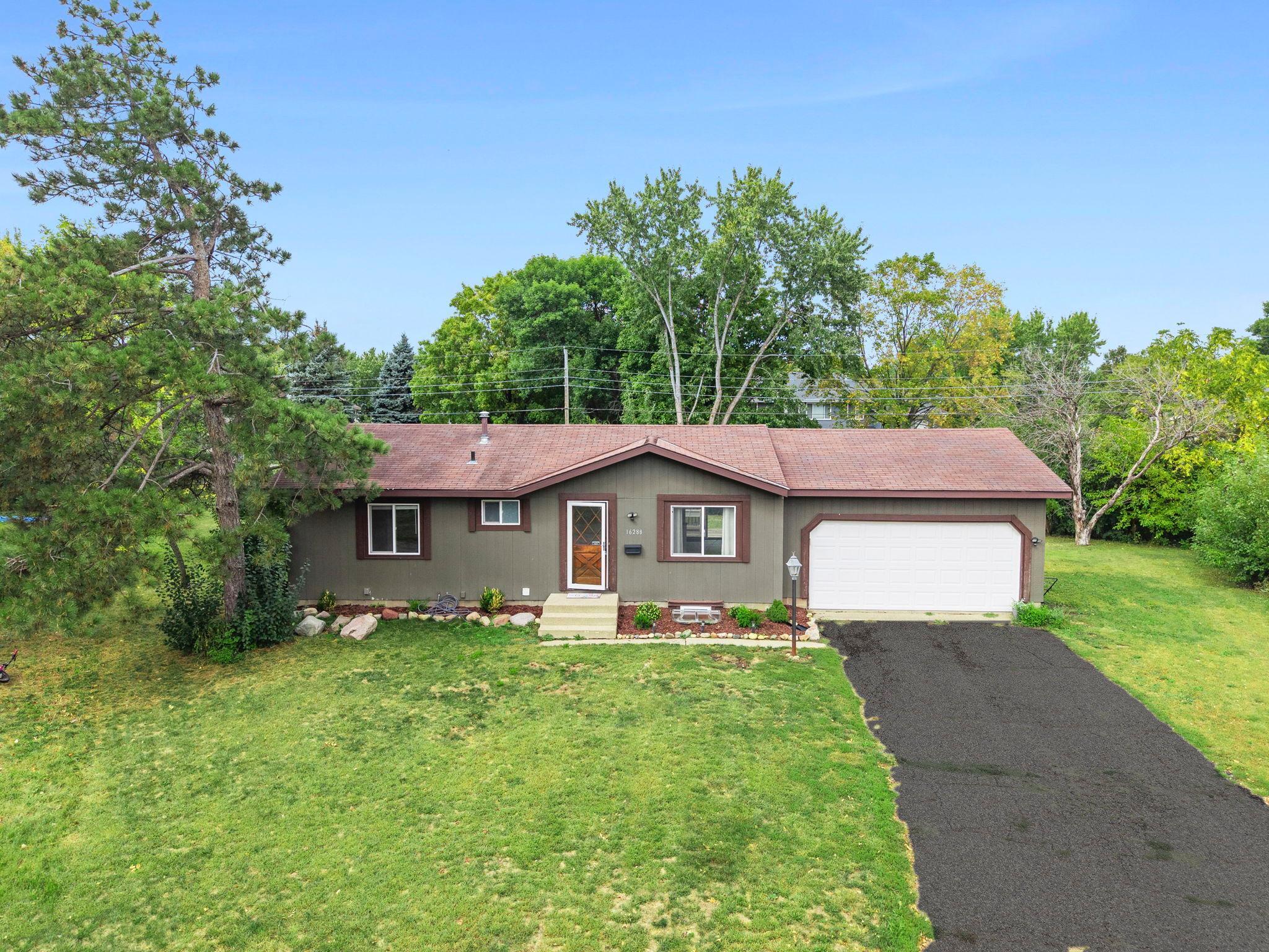 View of Single Family at 16288 Florida Way, Rosemount - Mike Wilen | Minnesota Team Real Estate