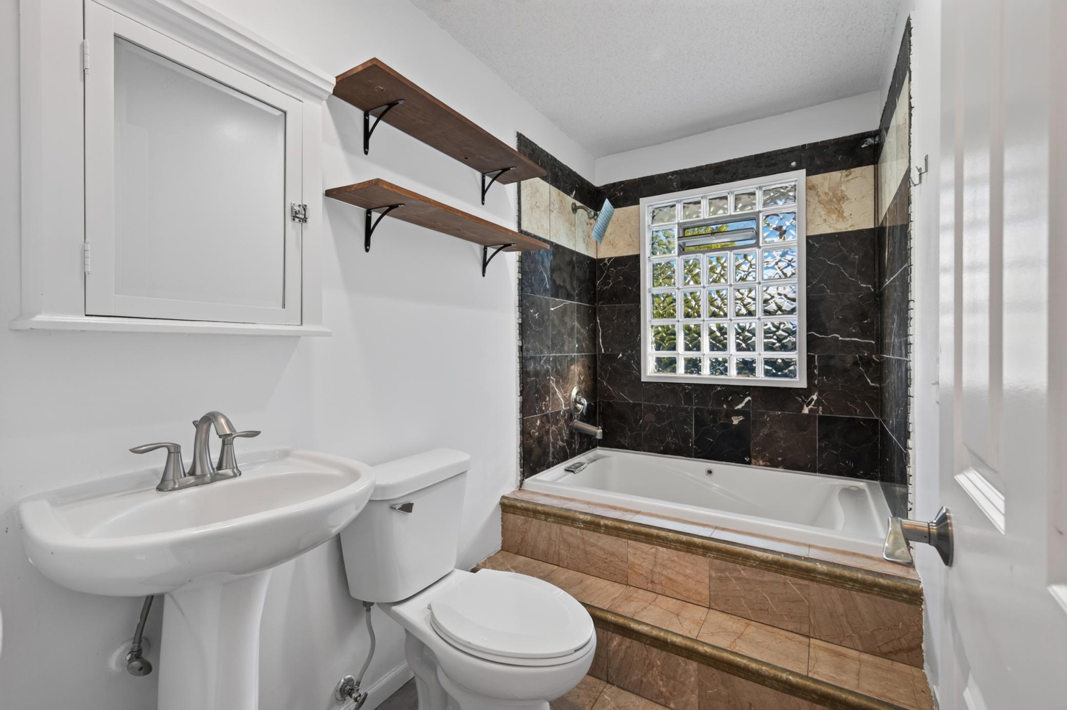 View of Residential at 460 Blair Avenue, Saint Paul MN 55103, Saint Paul (11 of 33) - Mike Wilen | Minnesota Team Real Estate