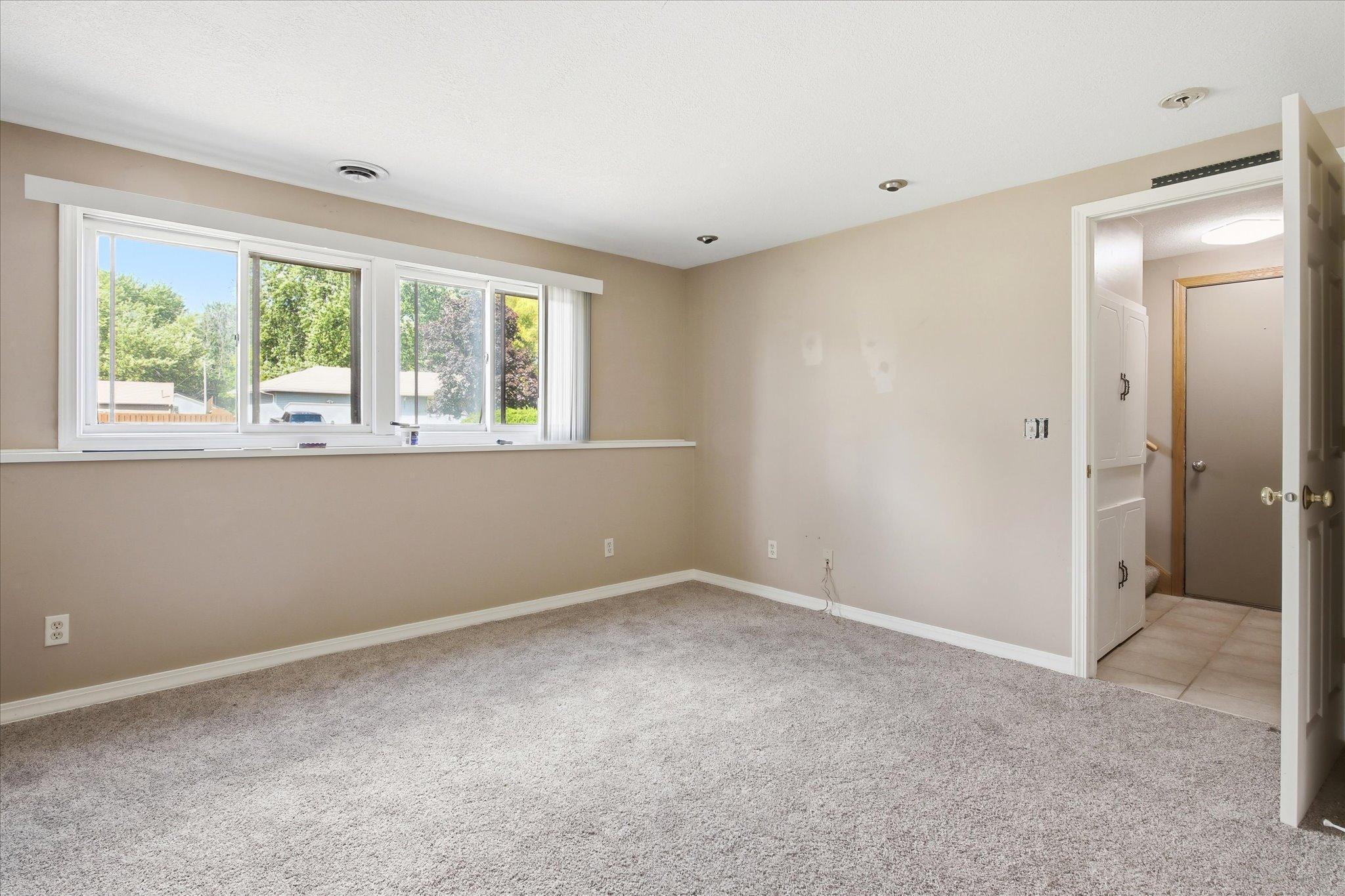 View of Residential at 12103 Oak Park Boulevard, Blaine MN 55434, Blaine (15 of 22) - Mike Wilen | Minnesota Team Real Estate