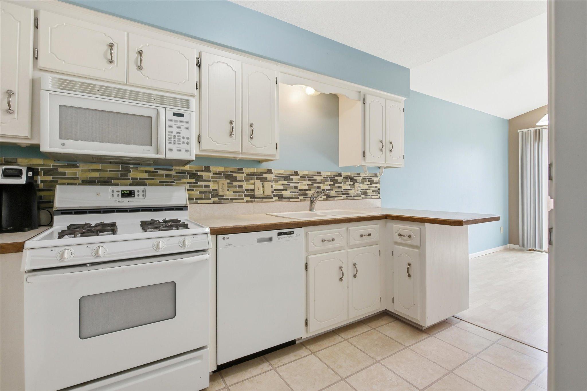 View of Residential at 12103 Oak Park Boulevard, Blaine MN 55434, Blaine (9 of 22) - Mike Wilen | Minnesota Team Real Estate