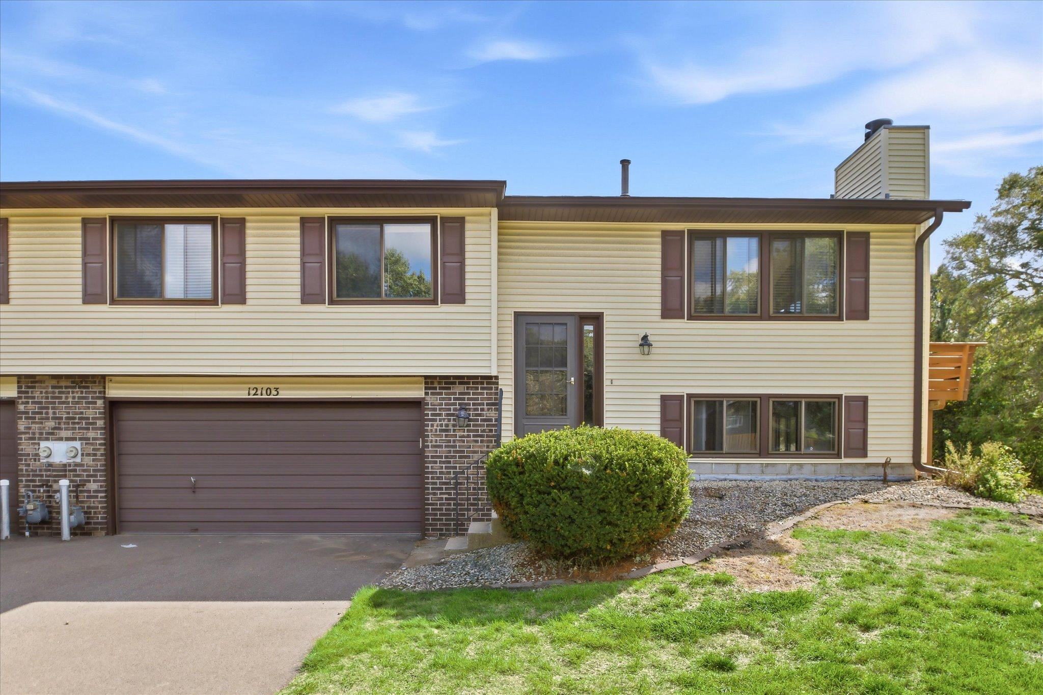 View of Residential at 12103 Oak Park Boulevard, Blaine MN 55434, Blaine (3 of 22) - Mike Wilen | Minnesota Team Real Estate