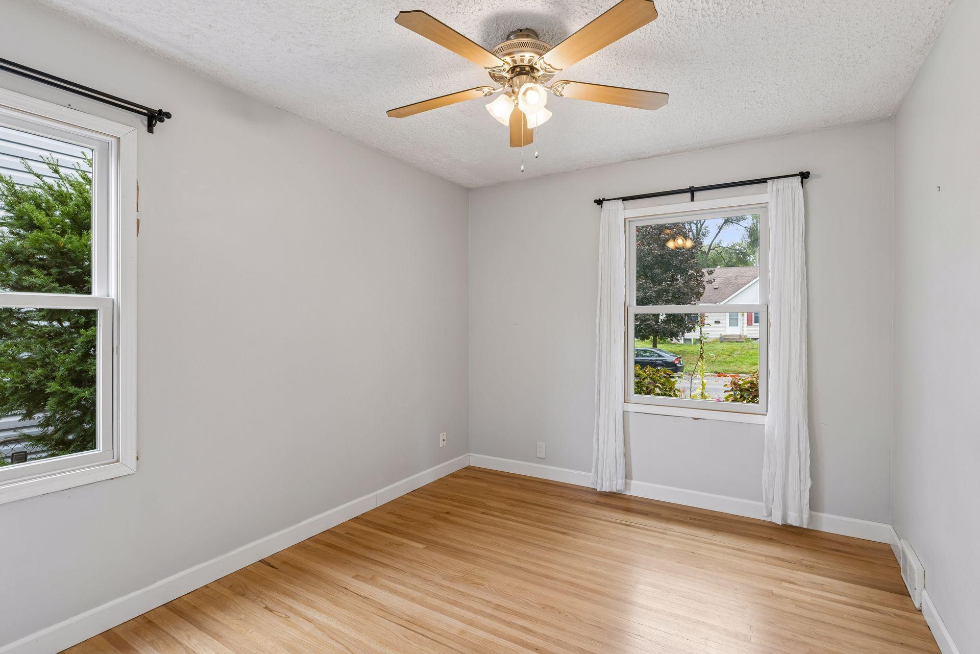 View of Residential at 3801 26 1/2 Avenue, Robbinsdale MN 55422, Robbinsdale (15 of 38) - Mike Wilen | Minnesota Team Real Estate