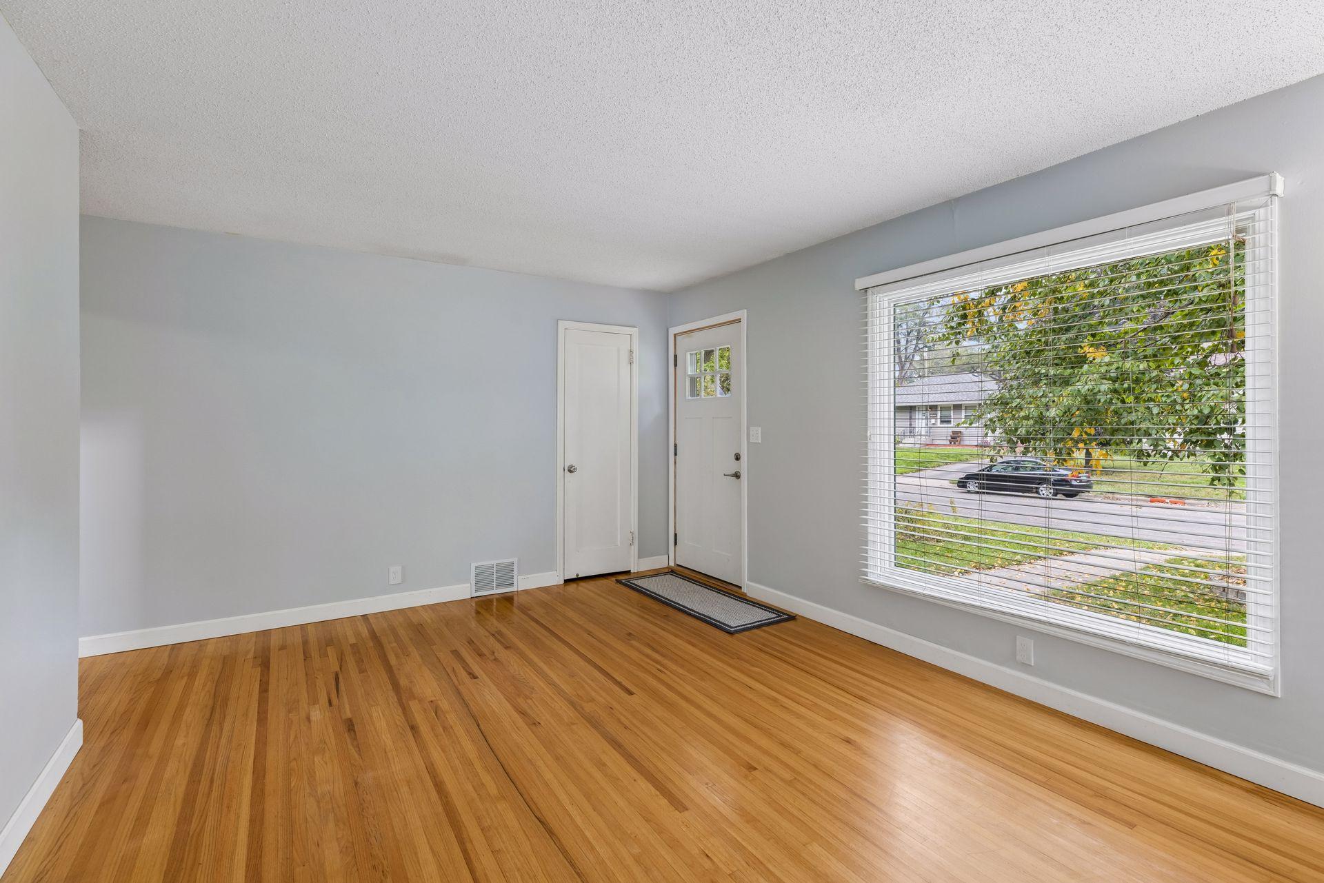 View of Residential at 3801 26 1/2 Avenue, Robbinsdale MN 55422, Robbinsdale (9 of 38) - Mike Wilen | Minnesota Team Real Estate