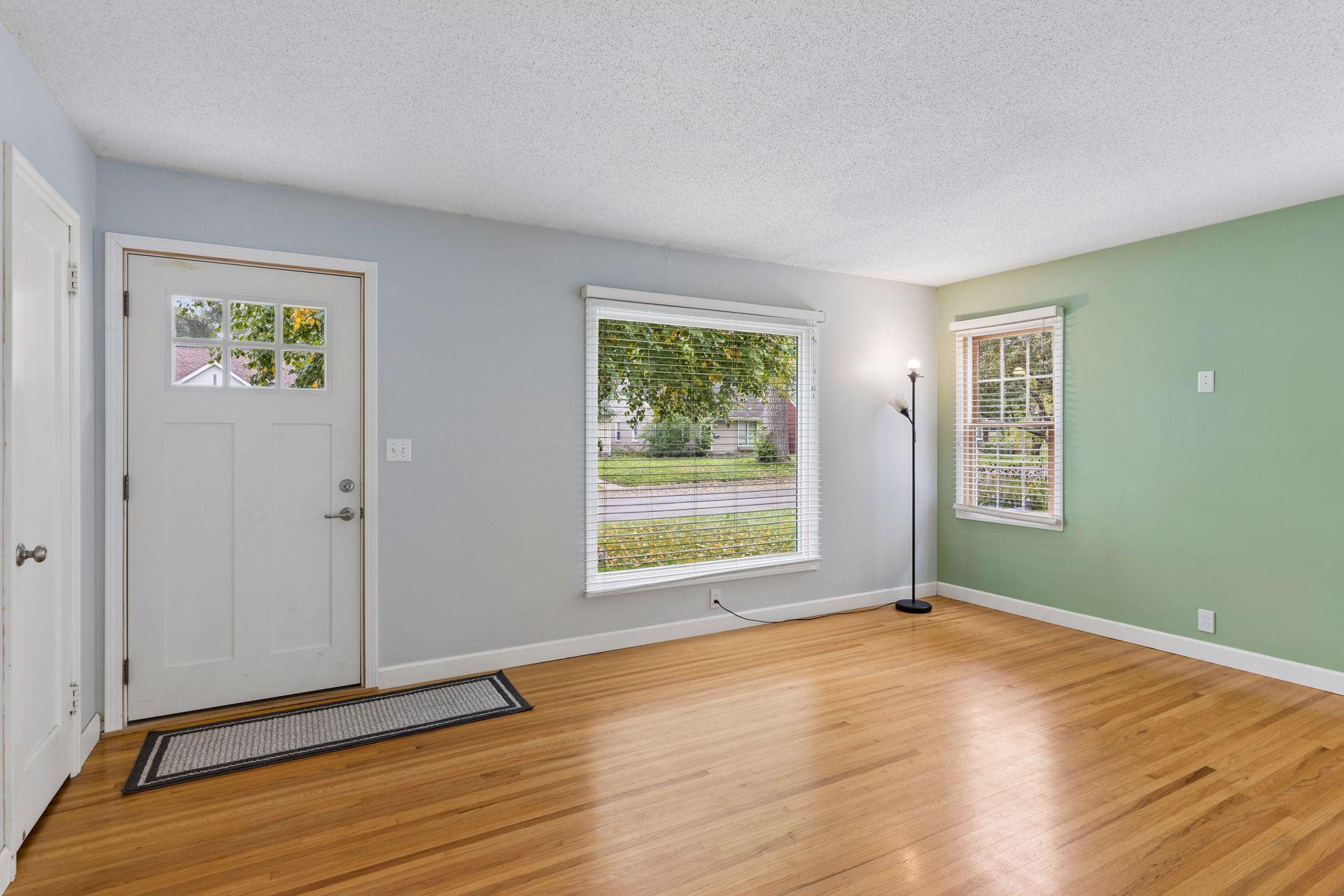 View of Residential at 3801 26 1/2 Avenue, Robbinsdale MN 55422, Robbinsdale (4 of 38) - Mike Wilen | Minnesota Team Real Estate