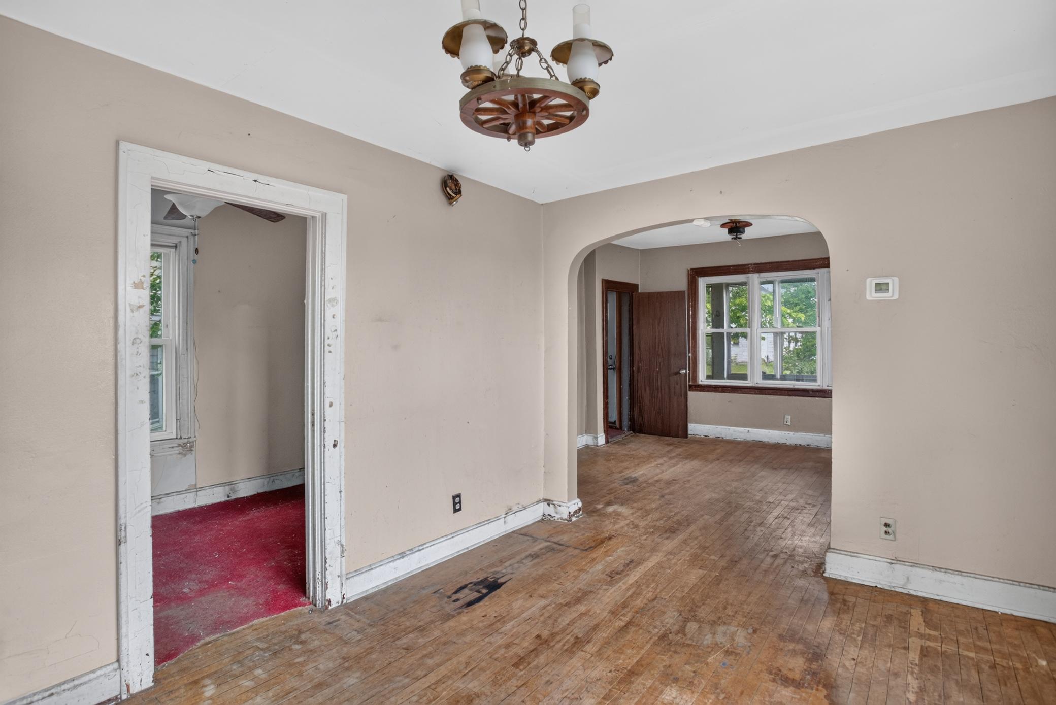 View of Residential Income at 688 Magnolia Avenue, Saint Paul MN 55106, Saint Paul (6 of 21) - Mike Wilen | Minnesota Team Real Estate