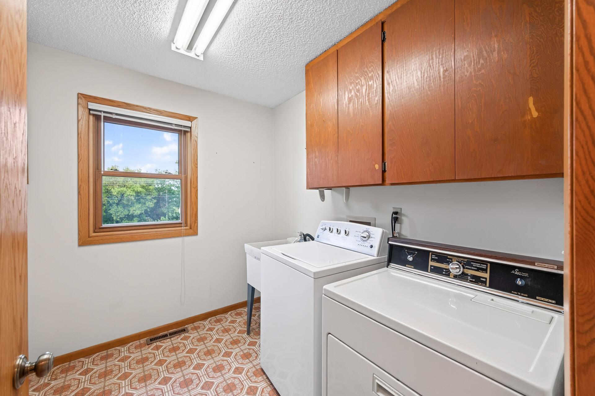 View of Residential at 14310 14th Avenue, Plymouth MN 55447, Plymouth (26 of 45) - Mike Wilen | Minnesota Team Real Estate