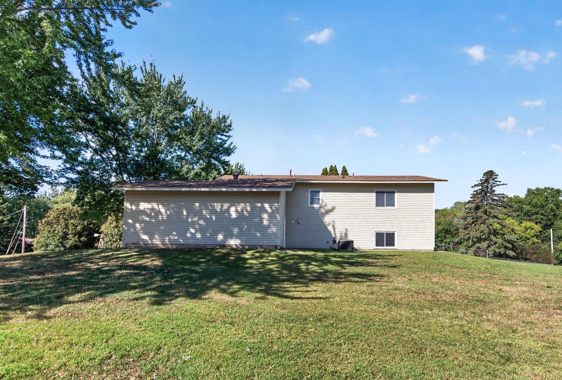 View of Residential at 14310 14th Avenue, Plymouth MN 55447, Plymouth (38 of 45) - Mike Wilen | Minnesota Team Real Estate