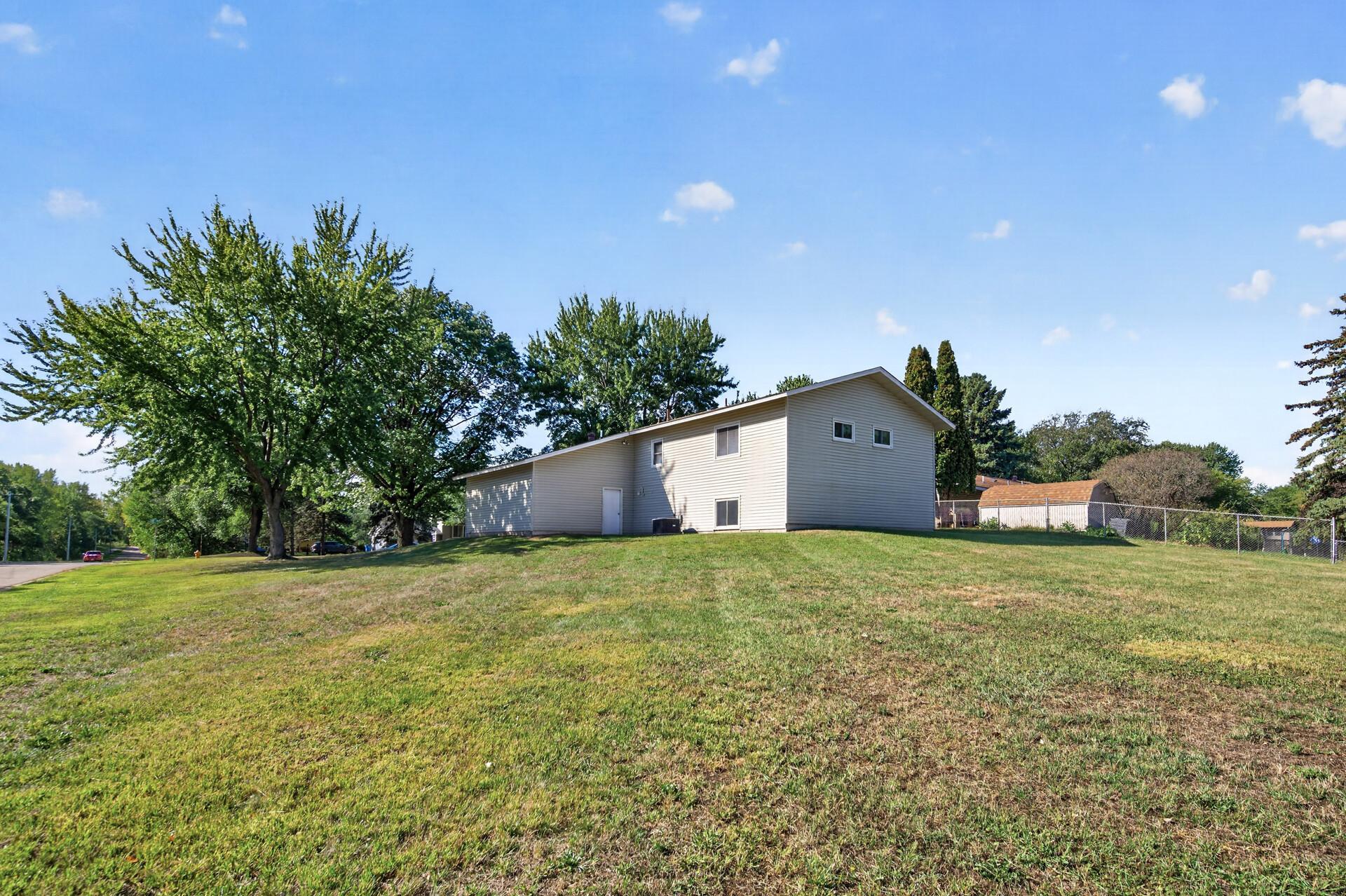 View of Residential at 14310 14th Avenue, Plymouth MN 55447, Plymouth (37 of 45) - Mike Wilen | Minnesota Team Real Estate
