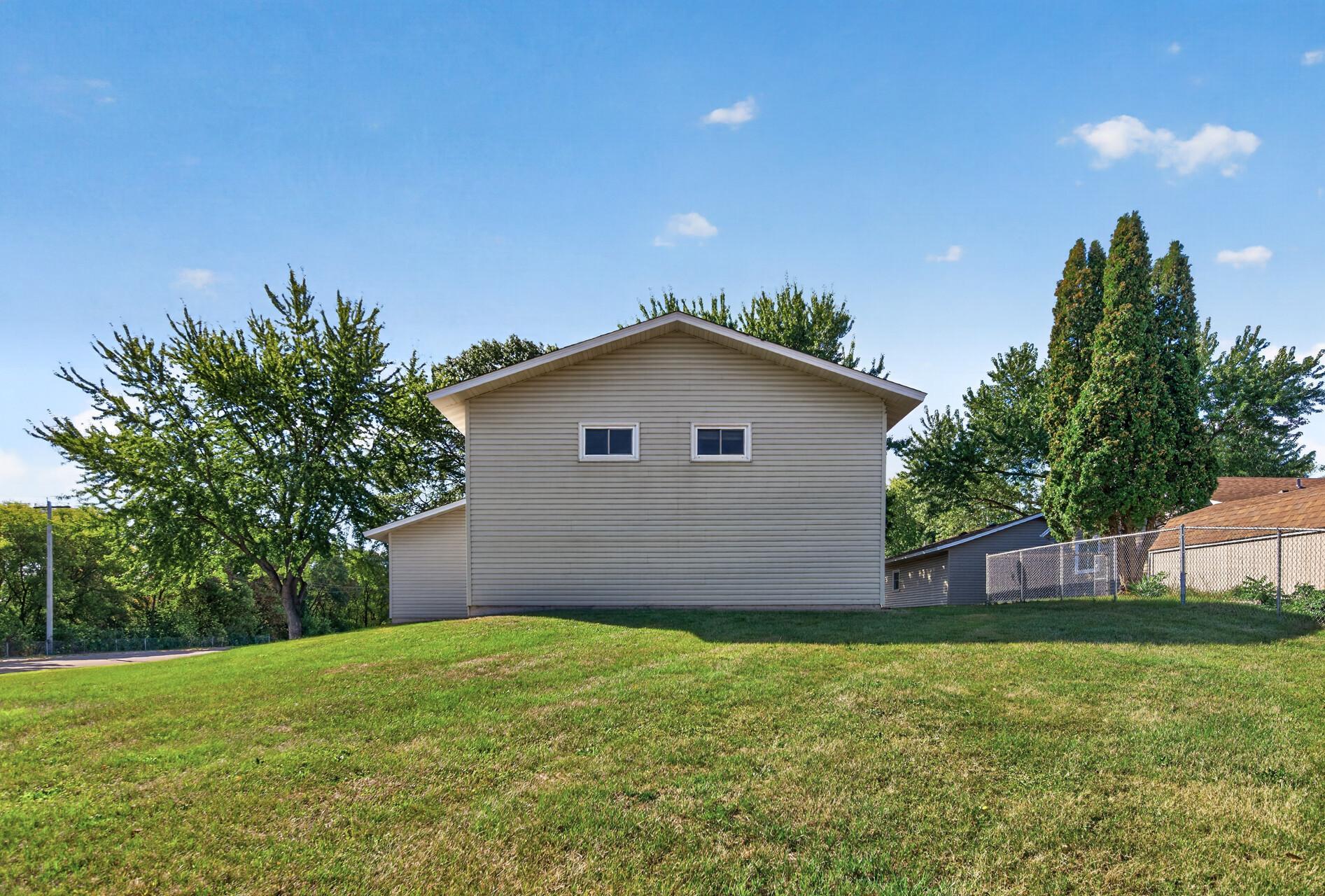 View of Residential at 14310 14th Avenue, Plymouth MN 55447, Plymouth (36 of 45) - Mike Wilen | Minnesota Team Real Estate