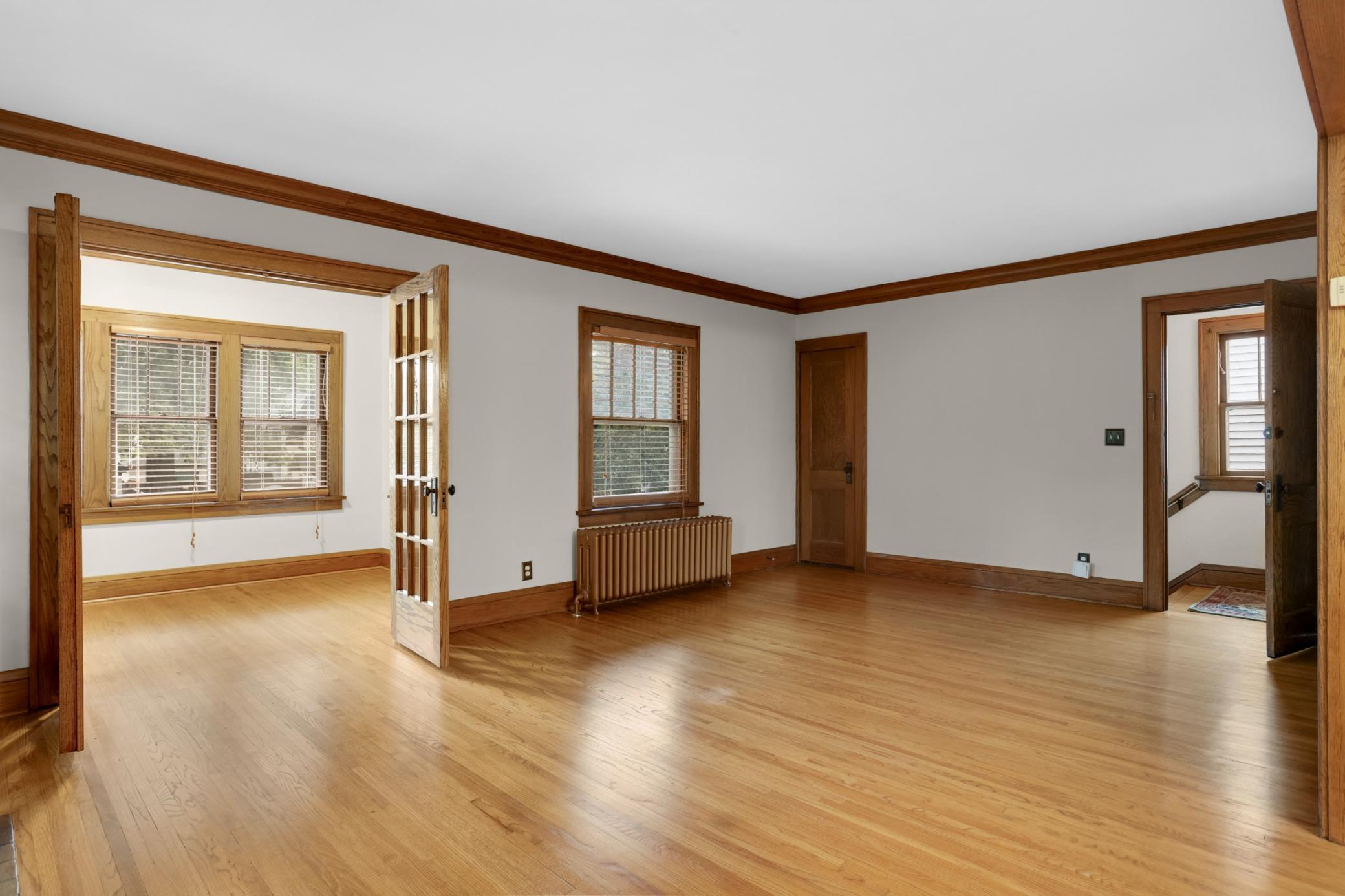 View of Residential Income at 100 40th Street, Minneapolis MN 55409, Minneapolis (16 of 56) - Mike Wilen | Minnesota Team Real Estate