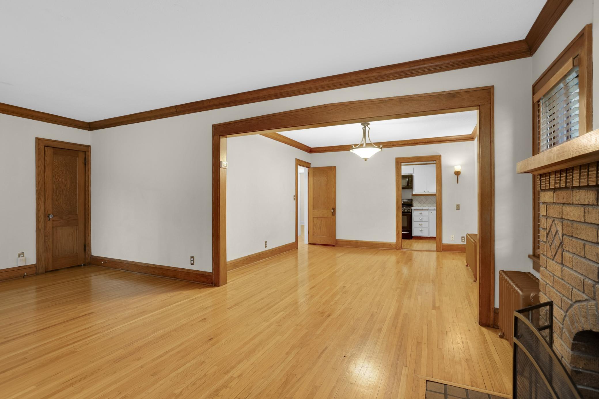 View of Residential Income at 100 40th Street, Minneapolis MN 55409, Minneapolis (7 of 56) - Mike Wilen | Minnesota Team Real Estate