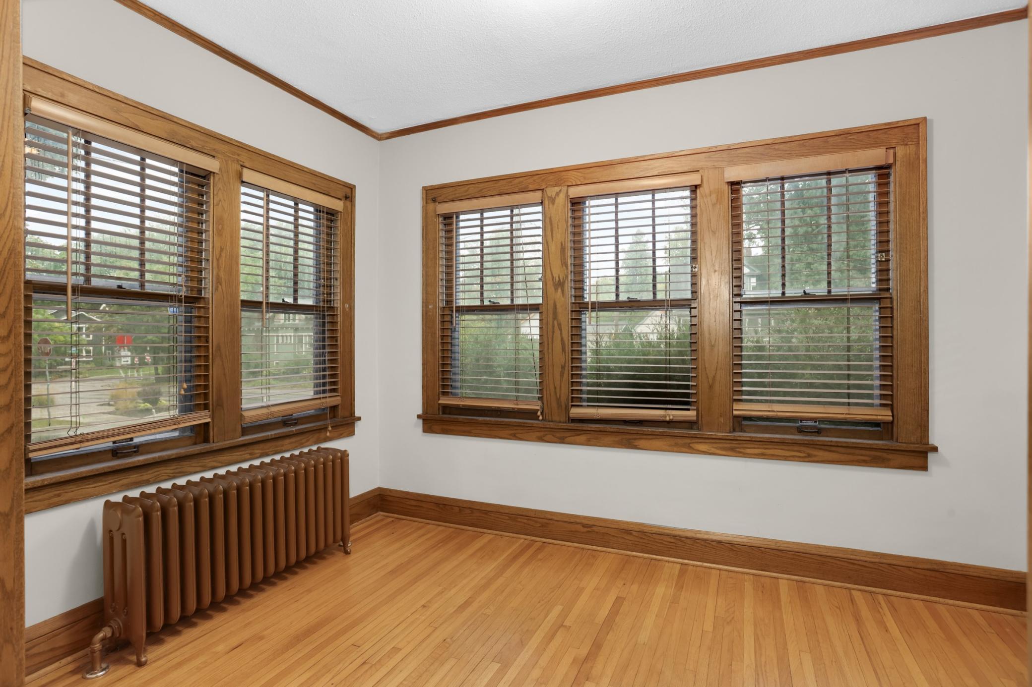 View of Residential Income at 100 40th Street, Minneapolis MN 55409, Minneapolis (6 of 56) - Mike Wilen | Minnesota Team Real Estate