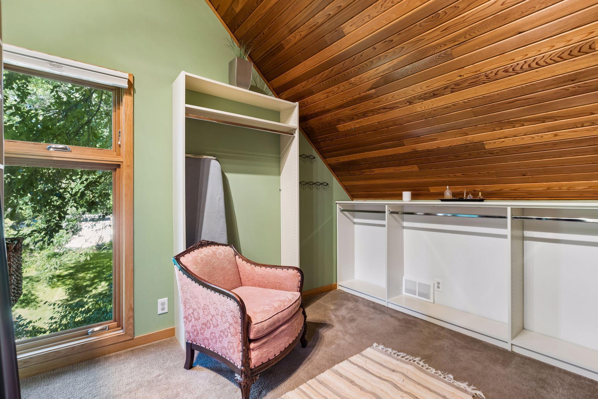View of Residential at 440 Morgan Avenue, Minneapolis MN 55405, Minneapolis (44 of 79) - Mike Wilen | Minnesota Team Real Estate