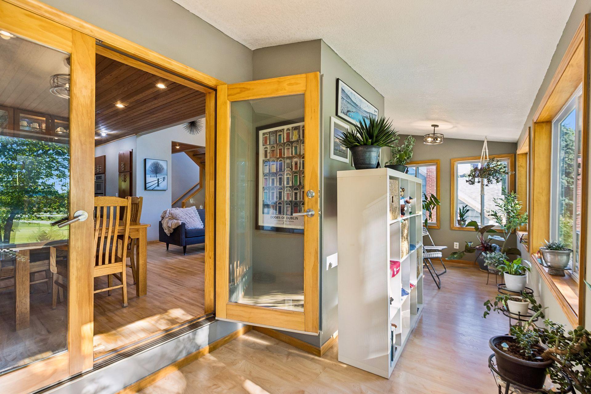 View of Residential at 440 Morgan Avenue, Minneapolis MN 55405, Minneapolis (21 of 79) - Mike Wilen | Minnesota Team Real Estate